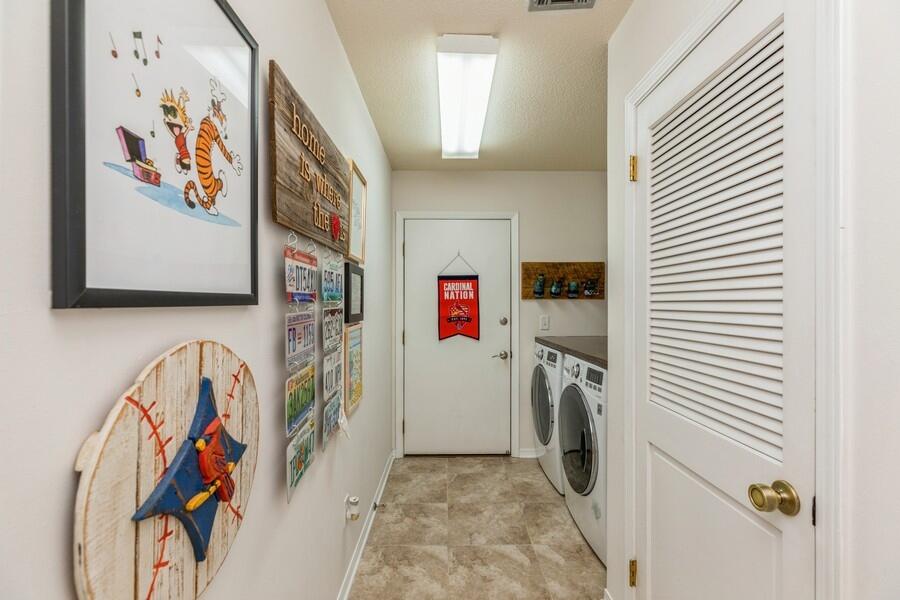 ROCKY BAYOU COUNTRY CLUB ESTATES 3 - Residential