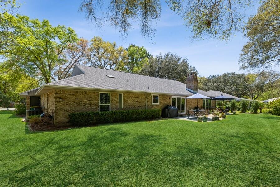 ROCKY BAYOU COUNTRY CLUB ESTATES 3 - Residential