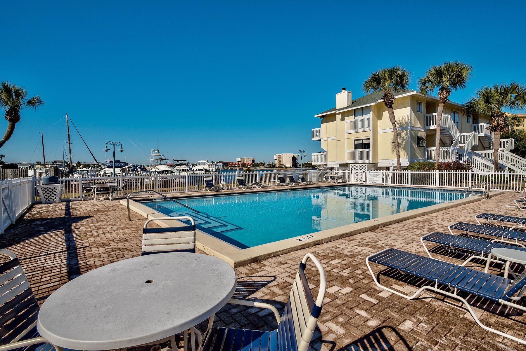 Sandpiper Cove - Residential