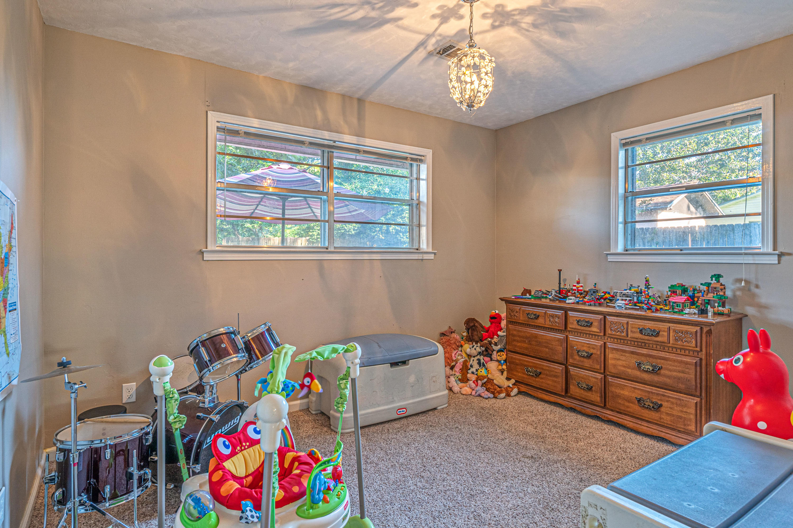 OAKLAND HEIGHTS - Residential