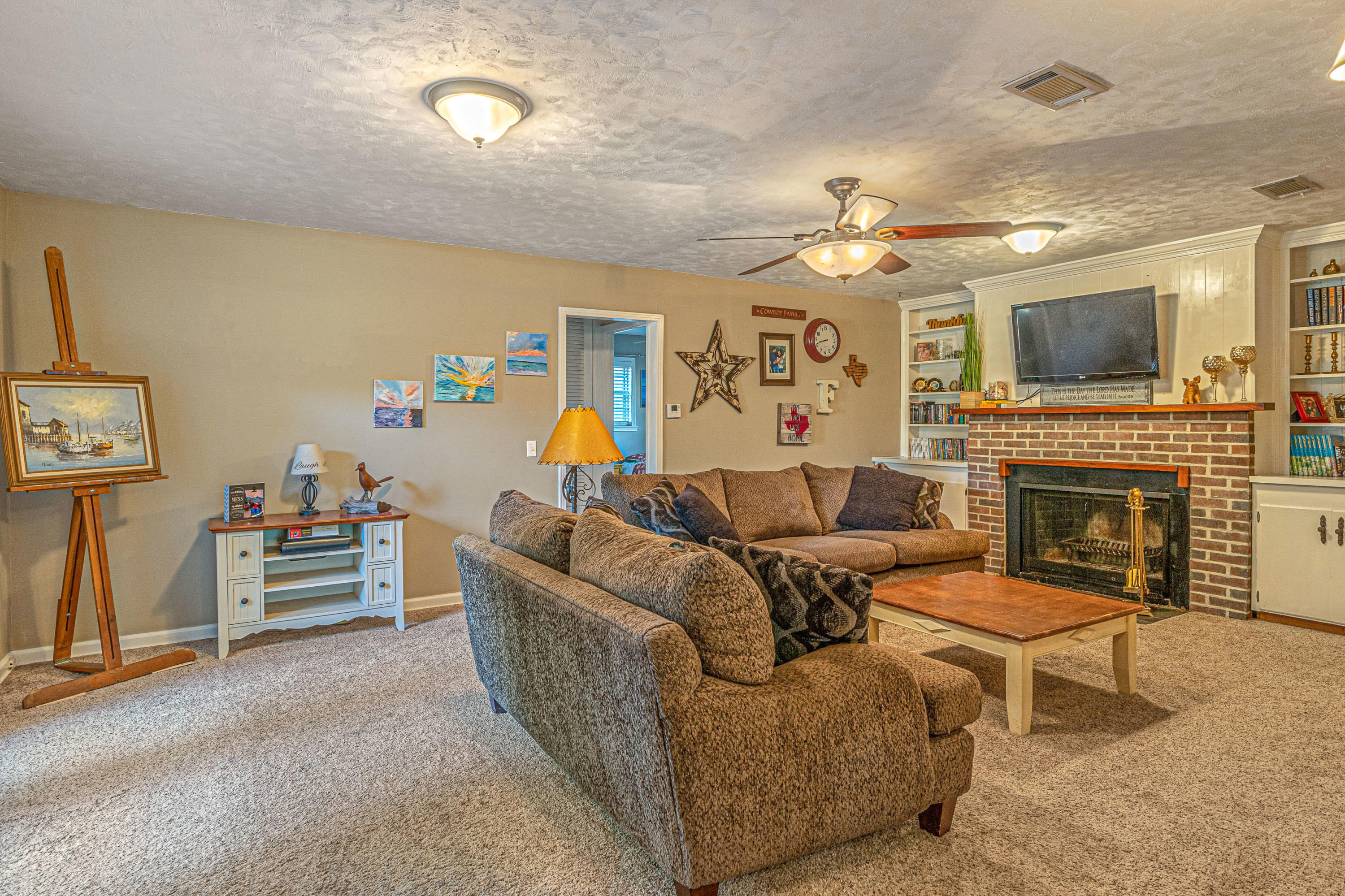 OAKLAND HEIGHTS - Residential