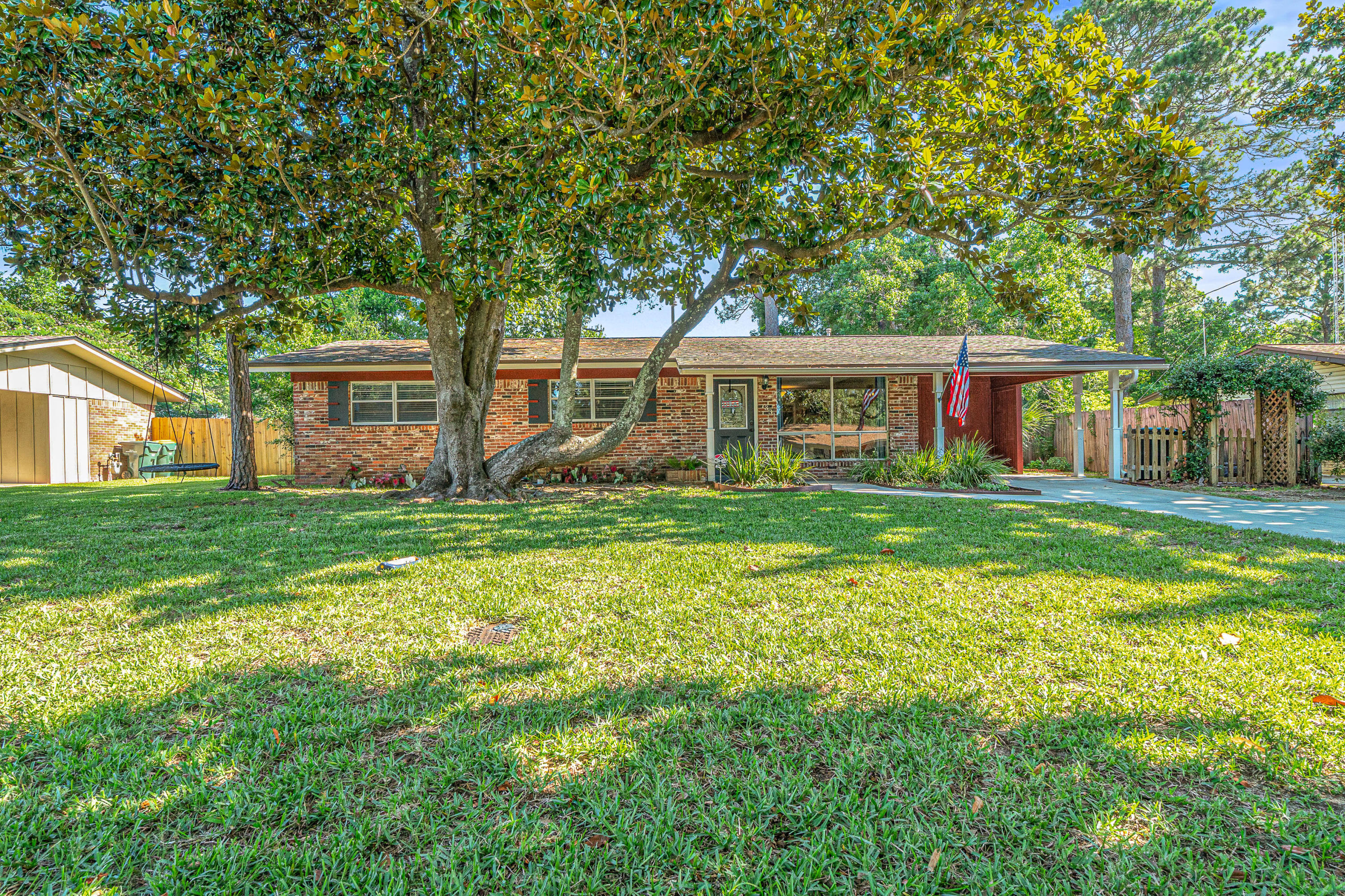 OAKLAND HEIGHTS - Residential