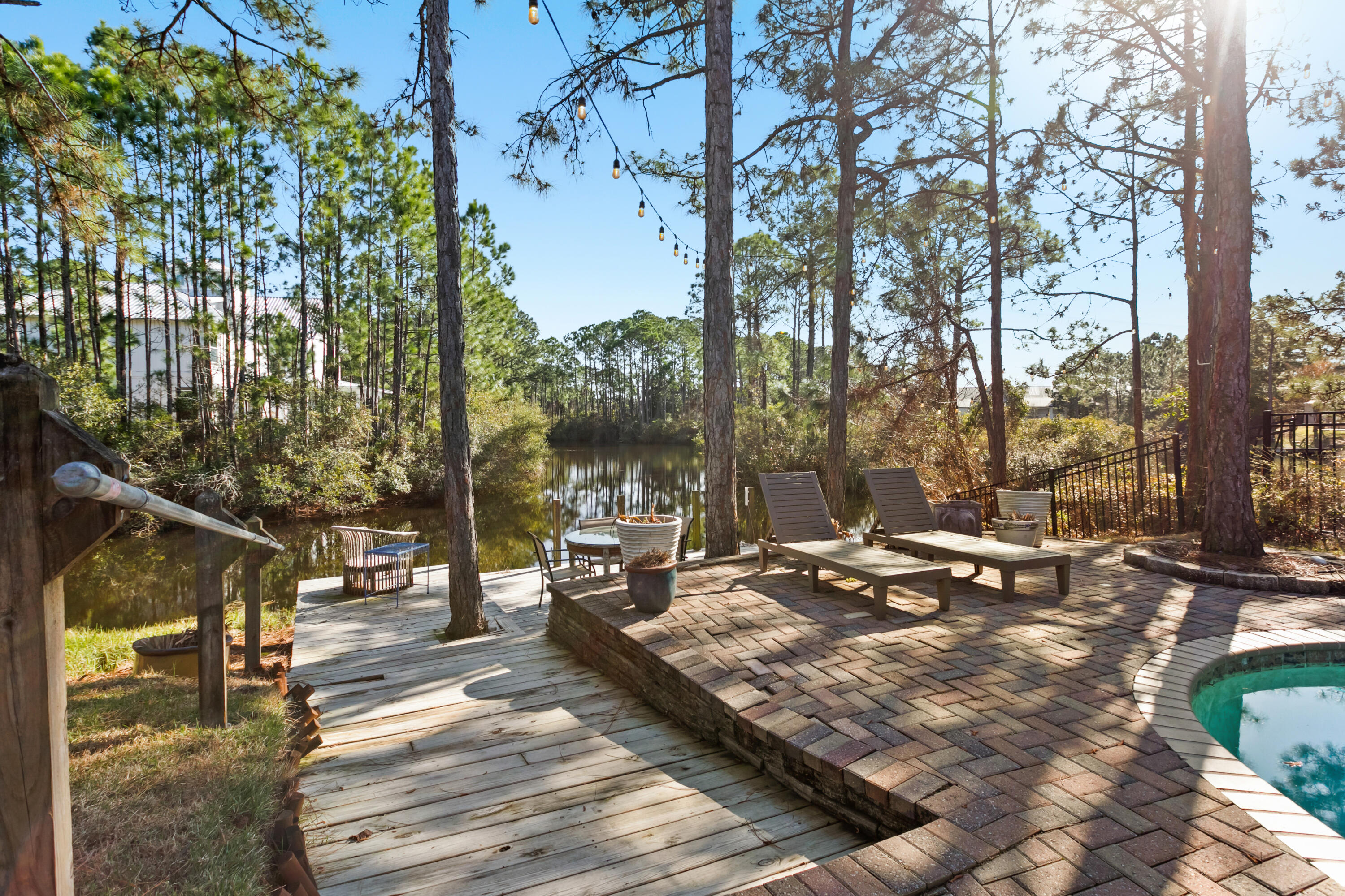 BAYSHORE PINES - Residential