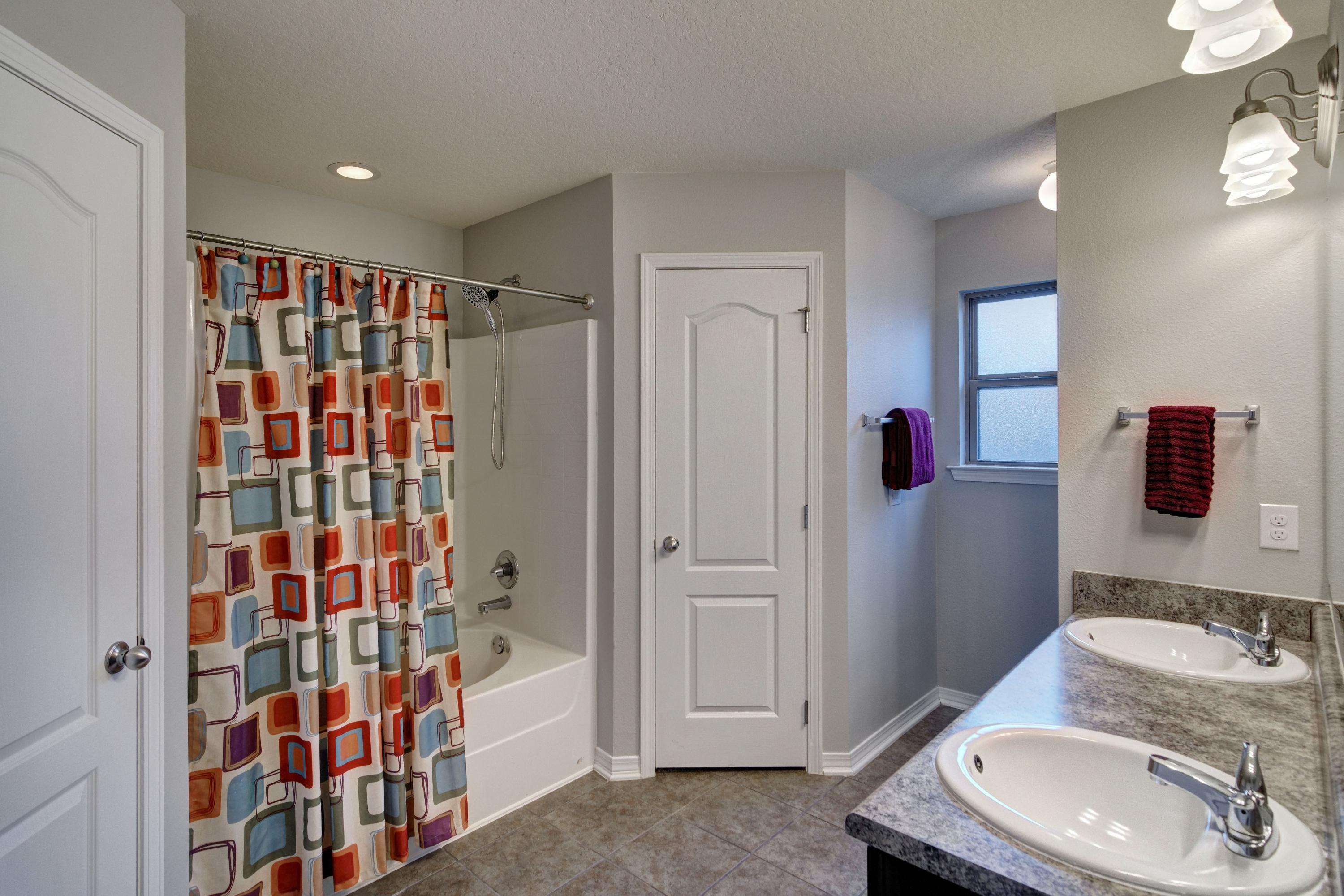 DUNCAN RIDGE - Residential