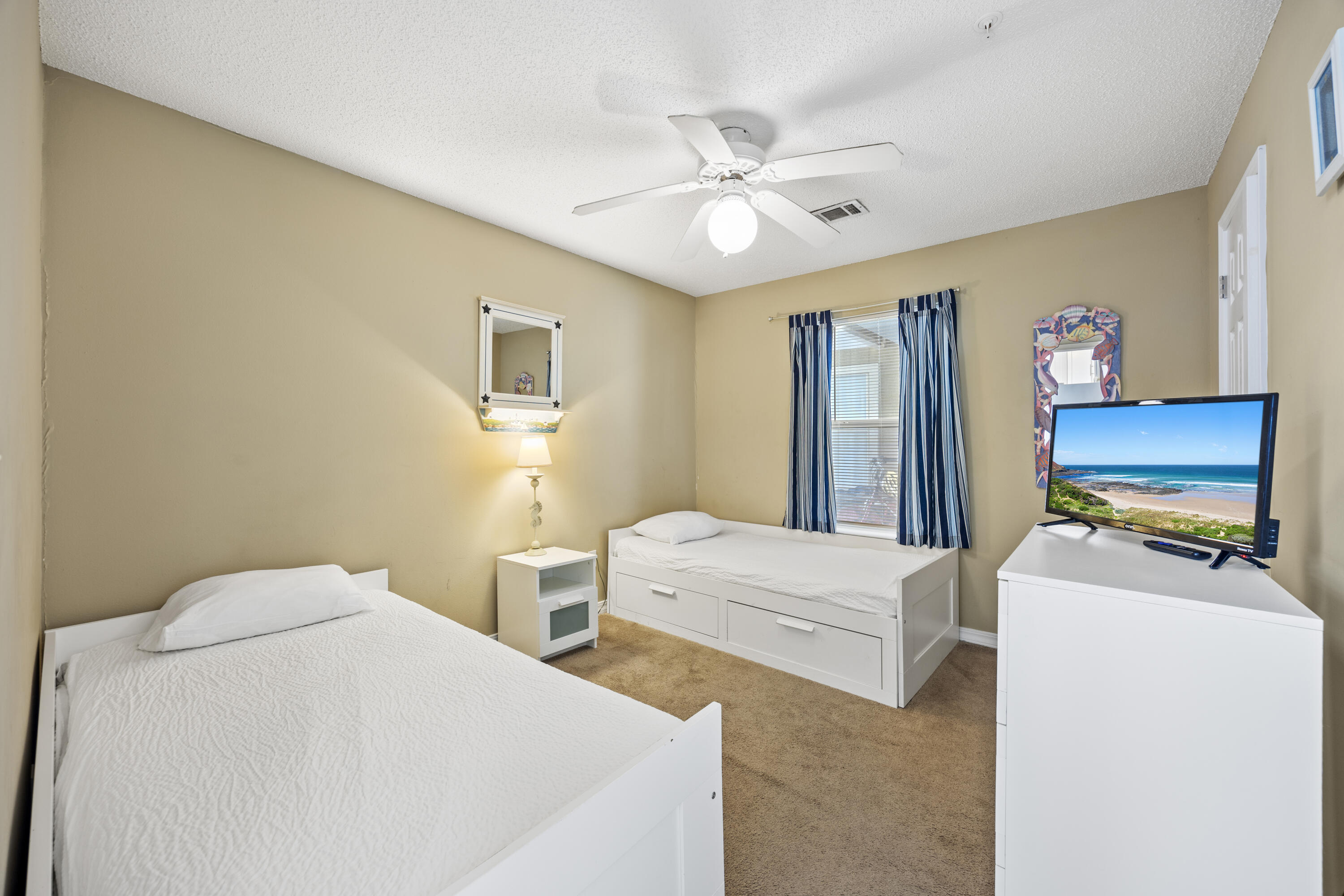 SUNSET HARBOUR VILLAS CONDO - Residential