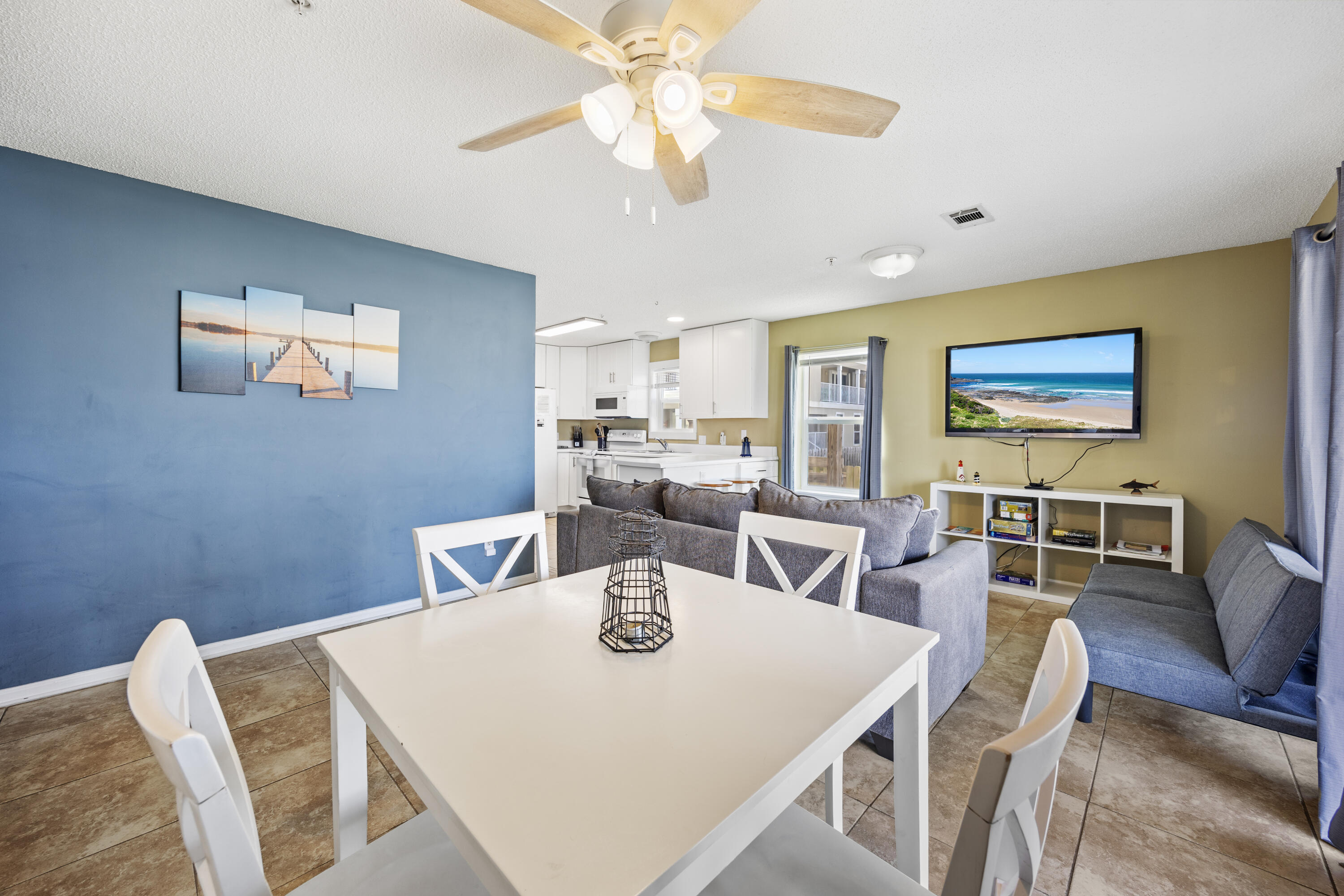 SUNSET HARBOUR VILLAS CONDO - Residential