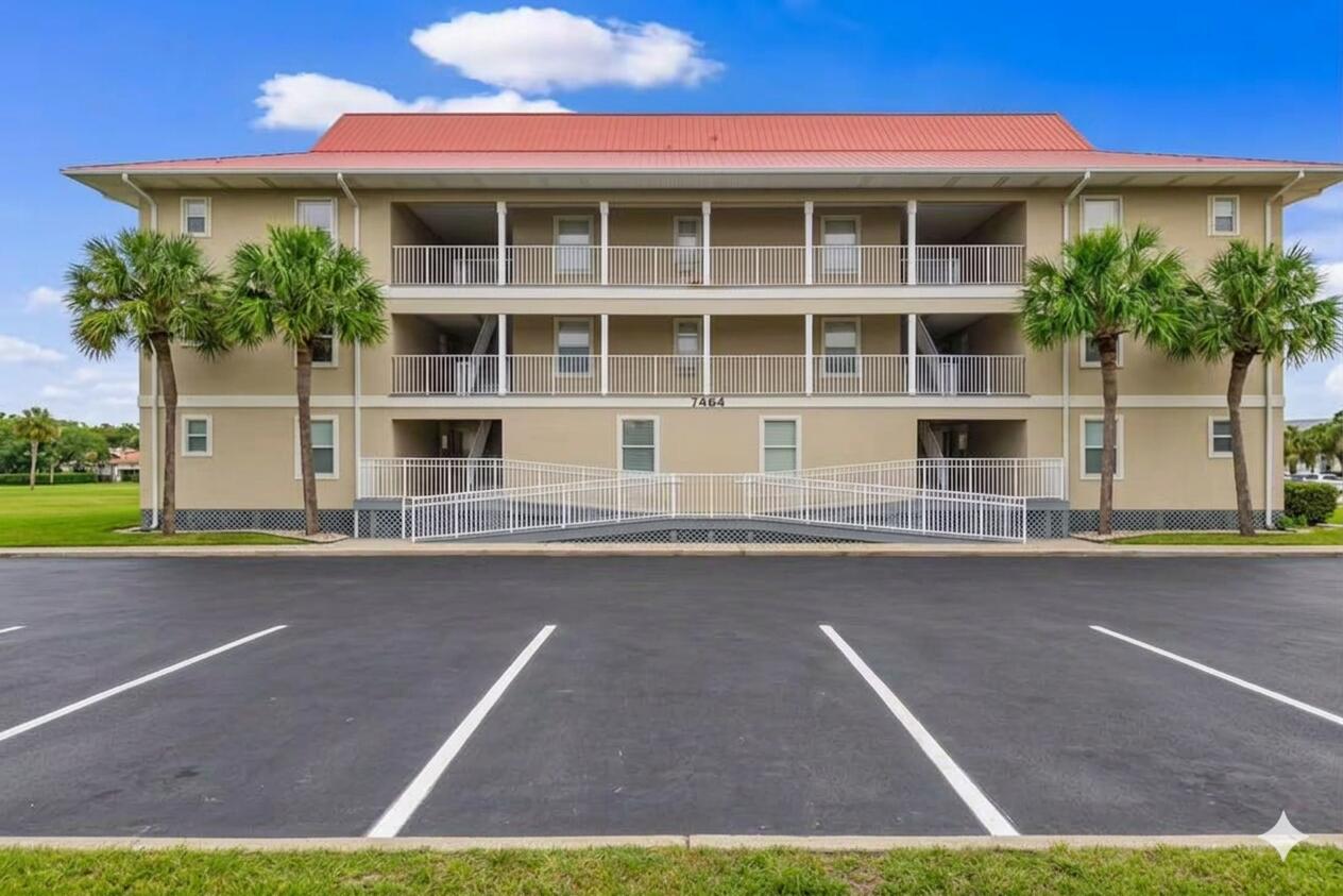 SUNSET HARBOUR VILLAS CONDO - Residential