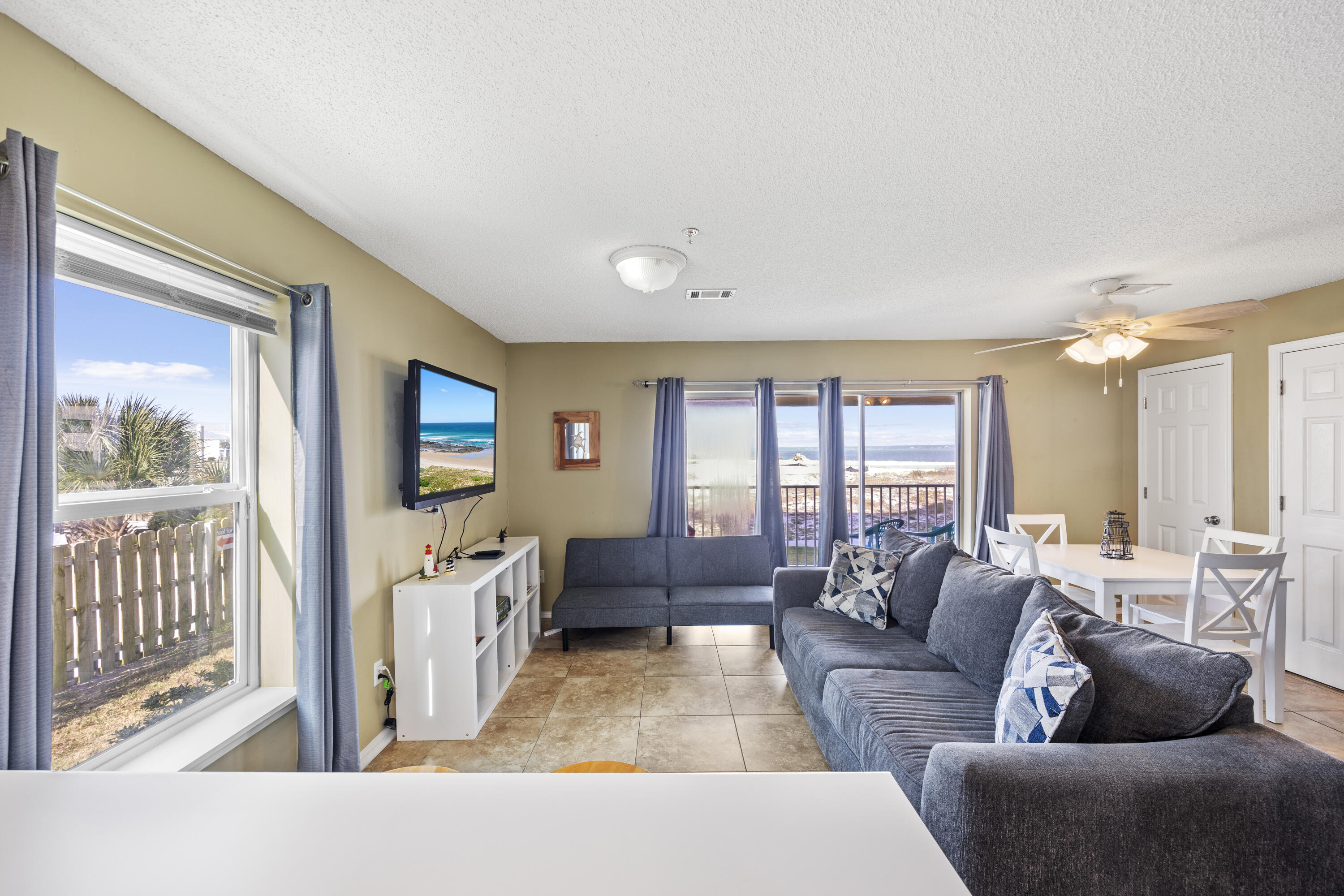 SUNSET HARBOUR VILLAS CONDO - Residential