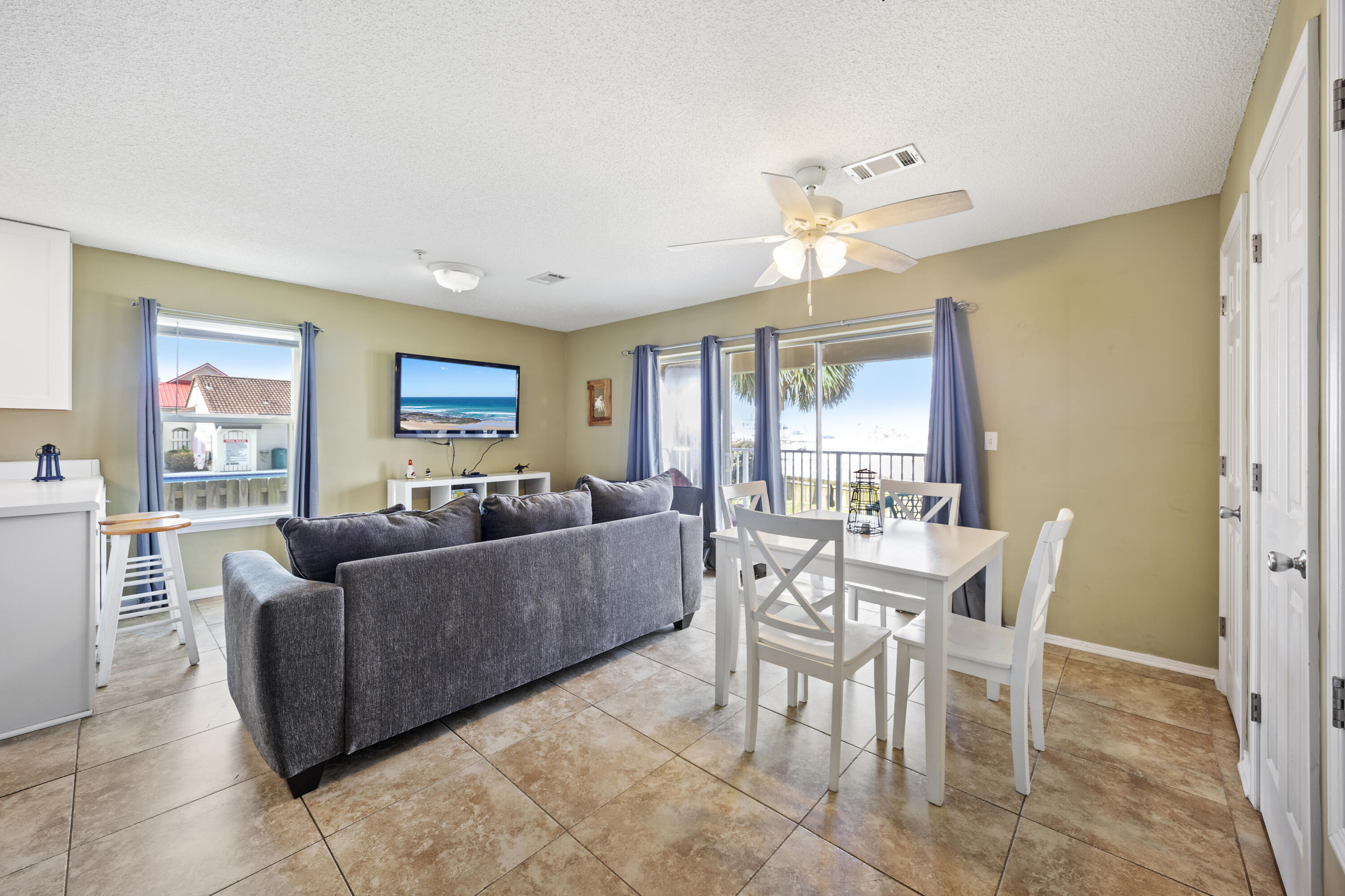 SUNSET HARBOUR VILLAS CONDO - Residential