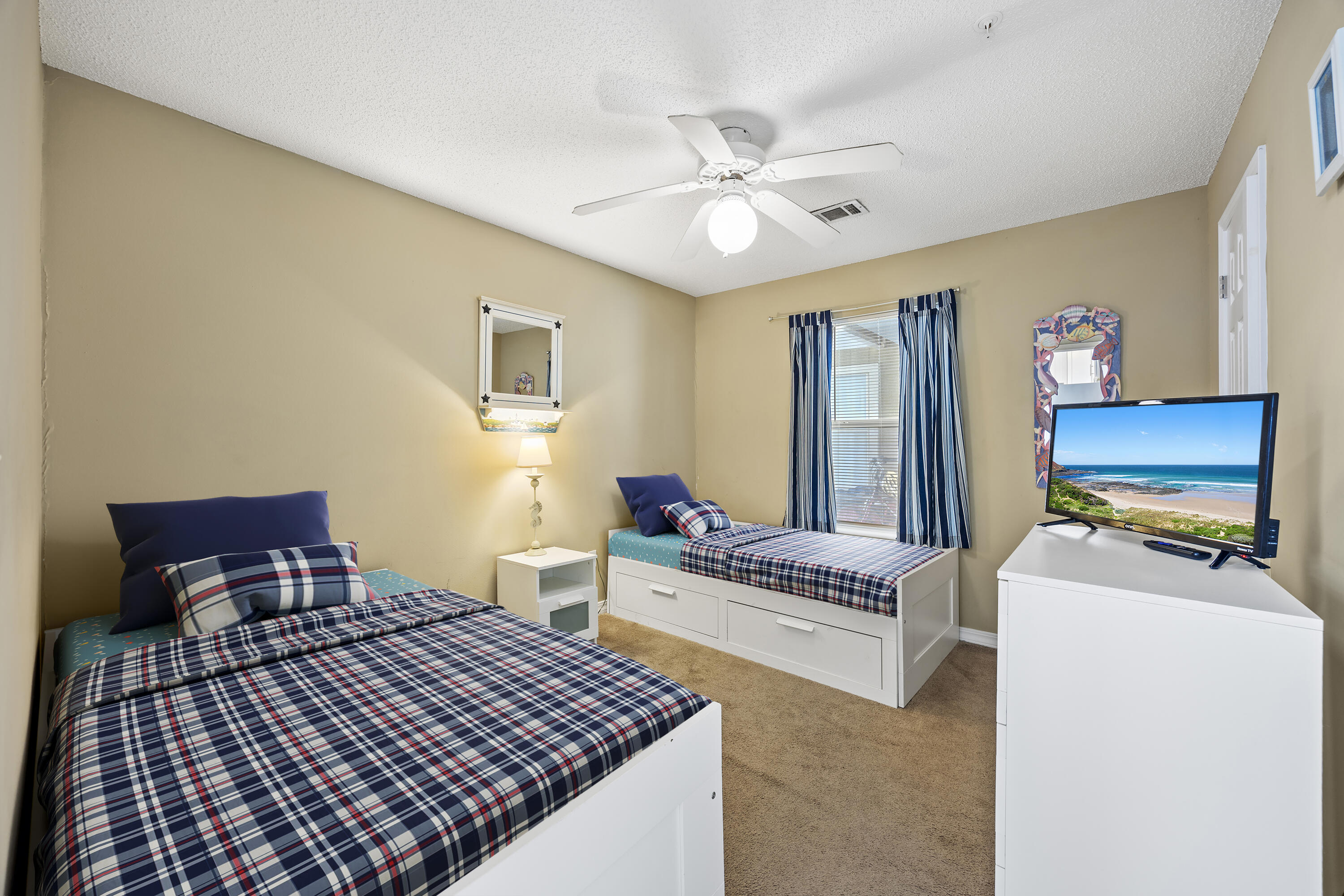 SUNSET HARBOUR VILLAS CONDO - Residential