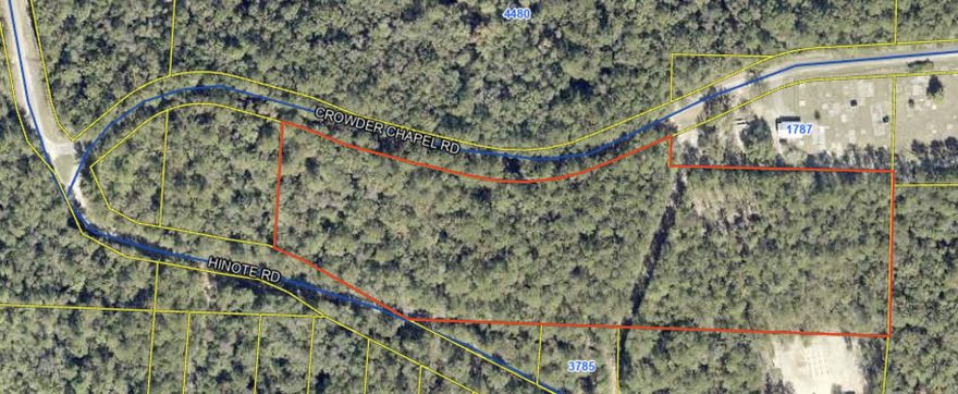 Are you looking to build your own home on approximately 8.8 acres in the Crestview/Mossy Head area? This land is perfect for you! Part of the land has previously been cleared to allow for a house/mobile home.
Survey available.

10 minutes north of I-10 provides quick access to the highway to head toward Crestview, Defuniak Springs, or down 285 directly into Niceville.
Water is available through Mossy Head Water (tap fee required). Power is available through Chelco. Will need a septic tank installed.

Buyer to verify all information is accurate.