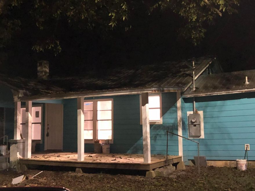 THIS HOME IS THE ONE TO TAKE A GOOD LOOK AT! COMPLETELY REMODELED FROM TOP TO BOTTOM!3/1 FULL, NEW METAL ROOF 2021, NEW PLUMBING, NEW CENTRAL HEAT AND AIR NEW FLOORS, NEW KITCHEN CABINETS, NEW HARDIE PLANK SIDING, ALL NEW ELECTRICAL, NEW SIDE PORCH. WE KEPT THE ORIGINAL CEILINGS IN MOST ROOMS THEY ARE SHIPLAP, LOTS OF CHARM IN THIS ORIGINAL FLORIDA COTTAGE, TAKE A LOOK TODAY, WONT LAST LONG! THREE GREAT FRUIT BEARING PECAN TREES AND A NICE OUTDOOR SHED FOR STORAGE.