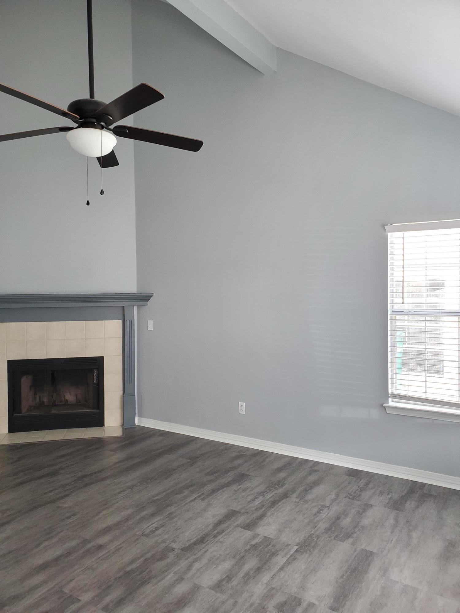 LIVE OAK MANORS - Residential