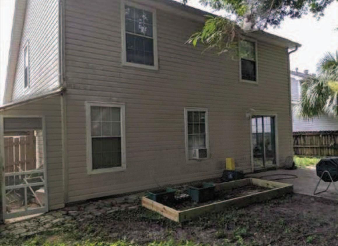 LIVE OAK MANORS - Residential