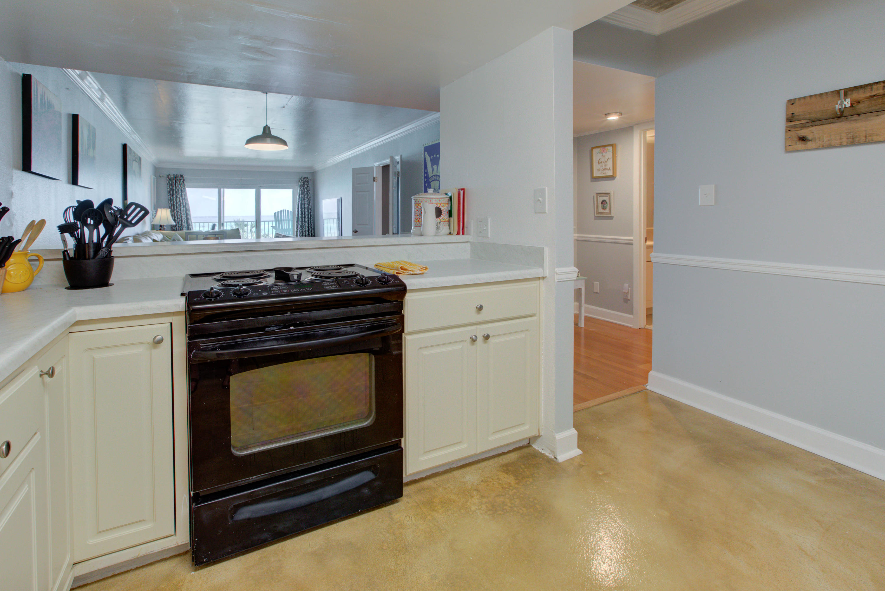 VALENCIA CONDO - Residential