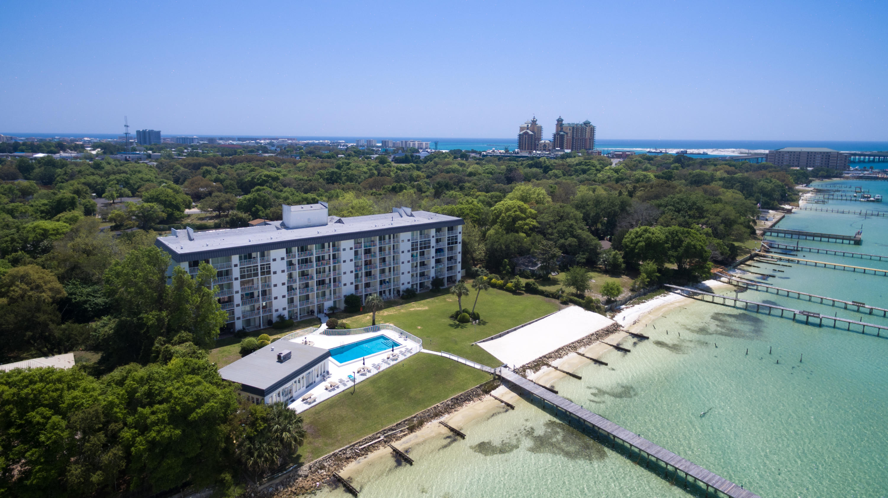 VALENCIA CONDO - Residential