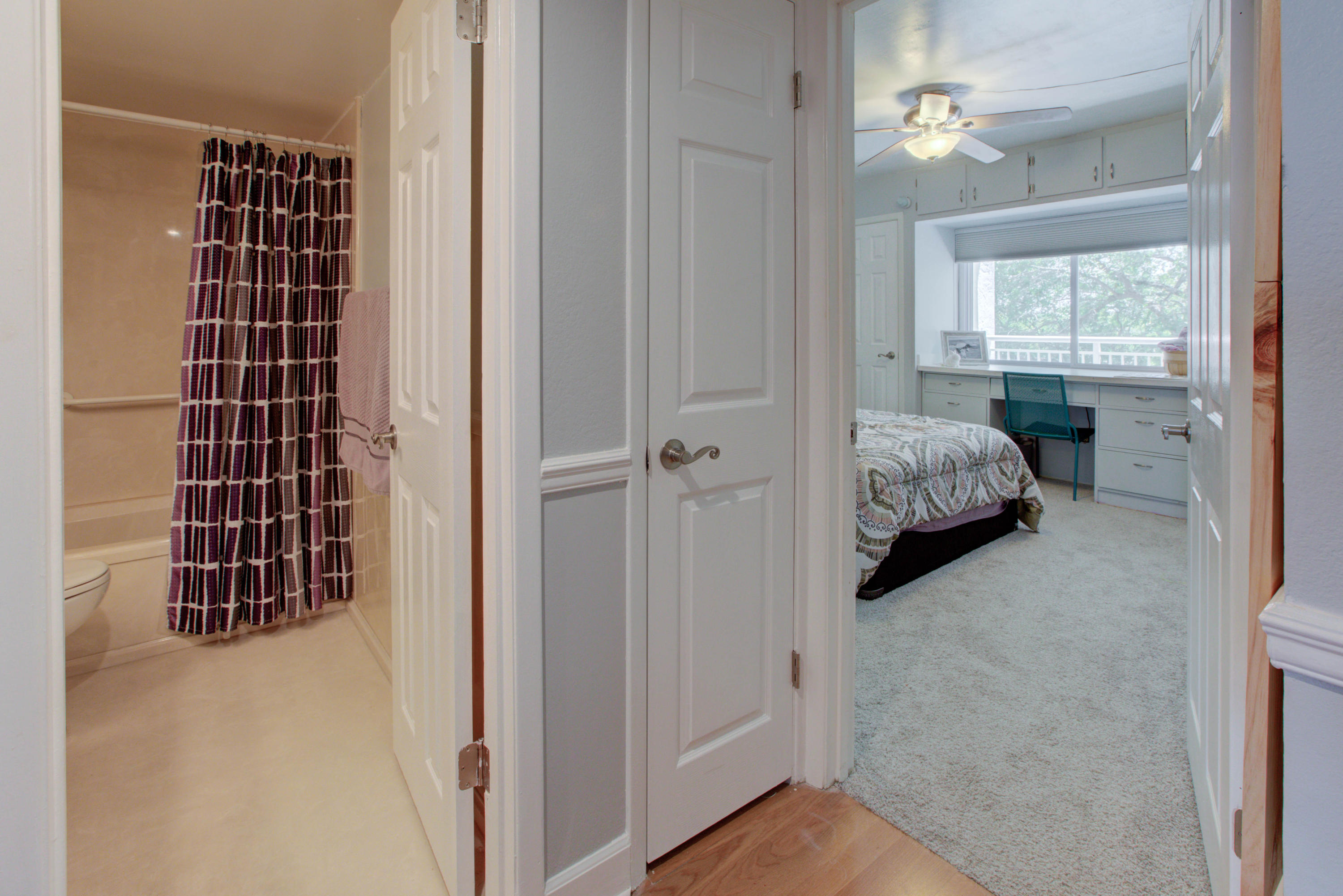 VALENCIA CONDO - Residential