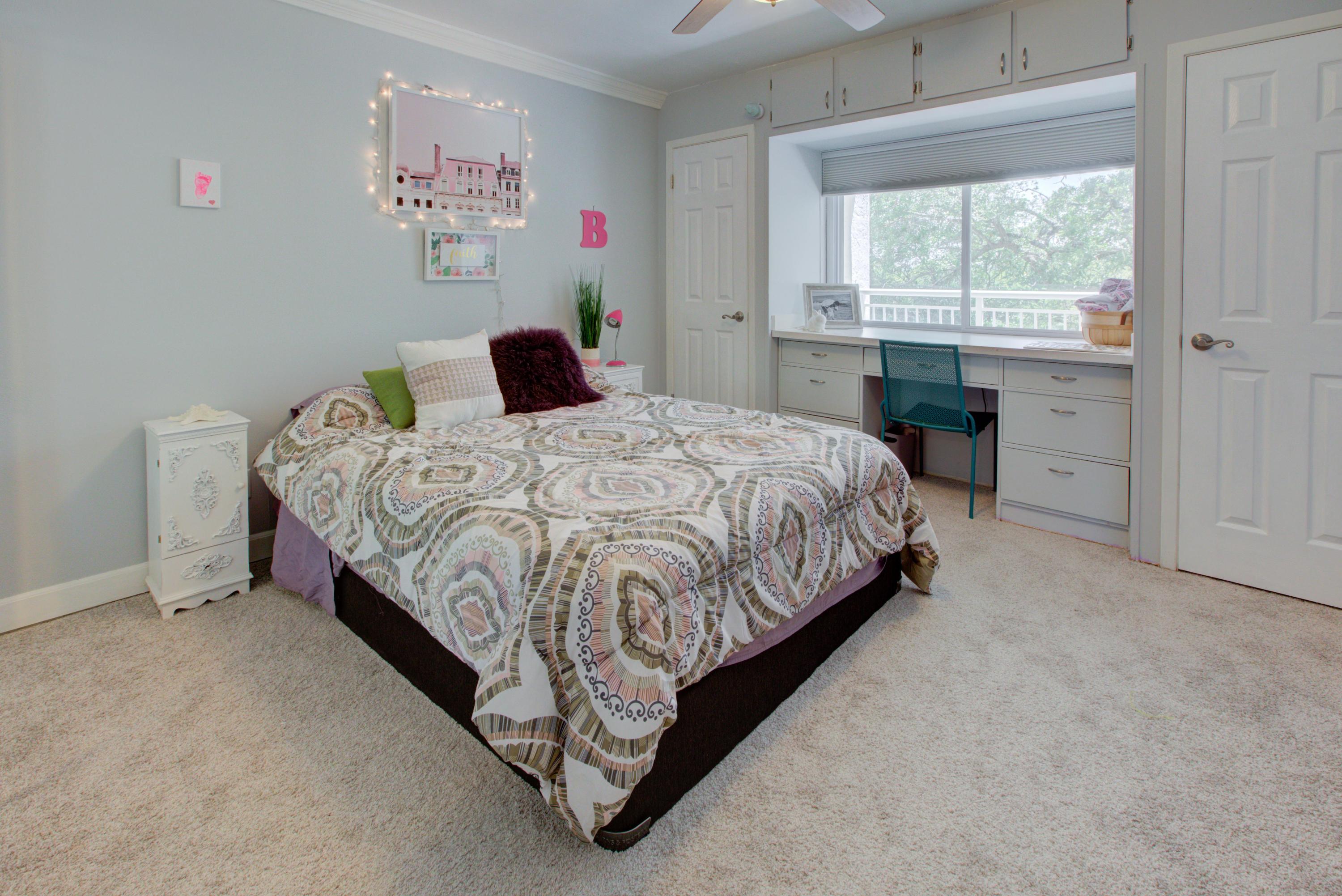 VALENCIA CONDO - Residential