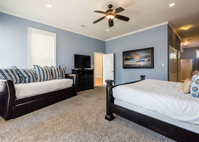 MARAVILLA SHORES - Residential