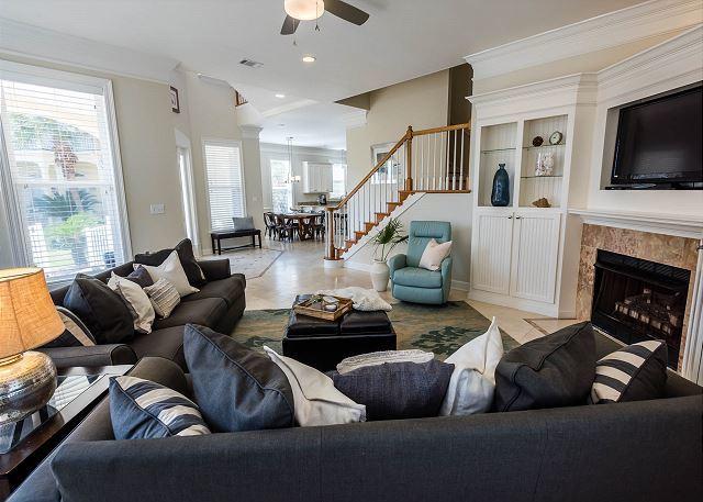 MARAVILLA SHORES - Residential