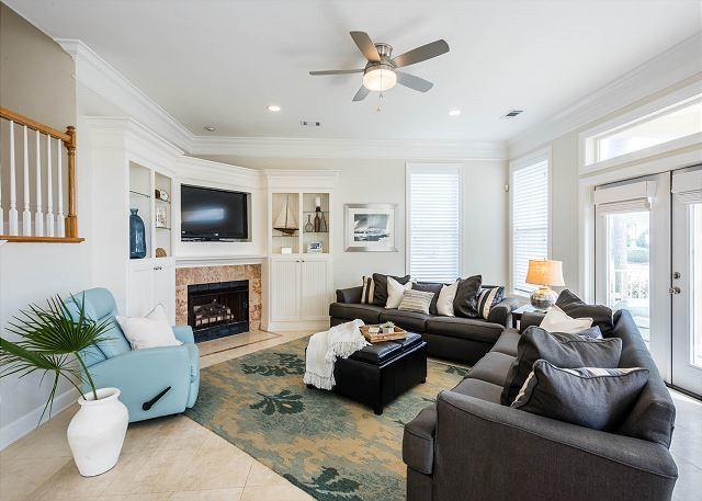 MARAVILLA SHORES - Residential