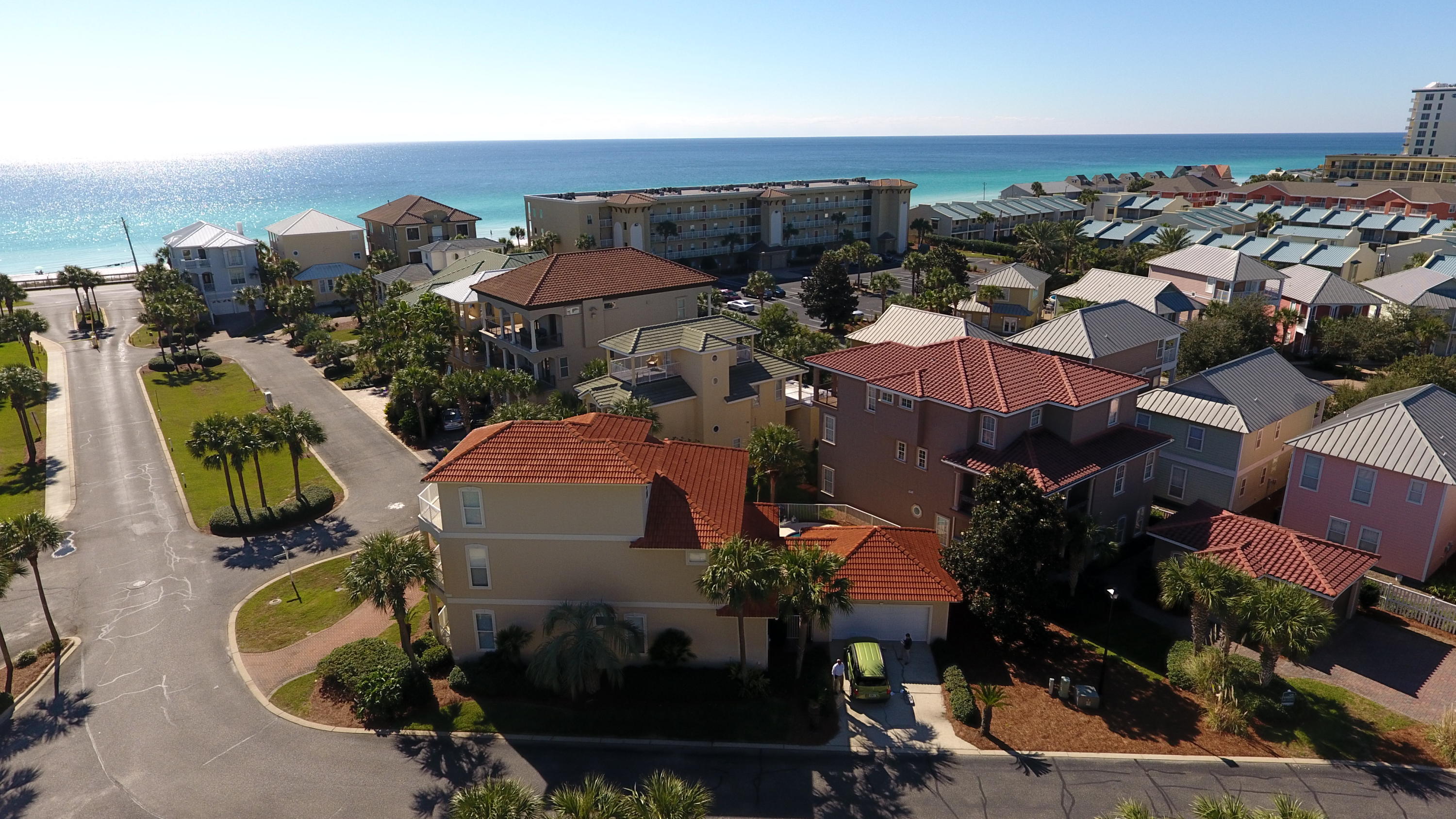 MARAVILLA SHORES - Residential