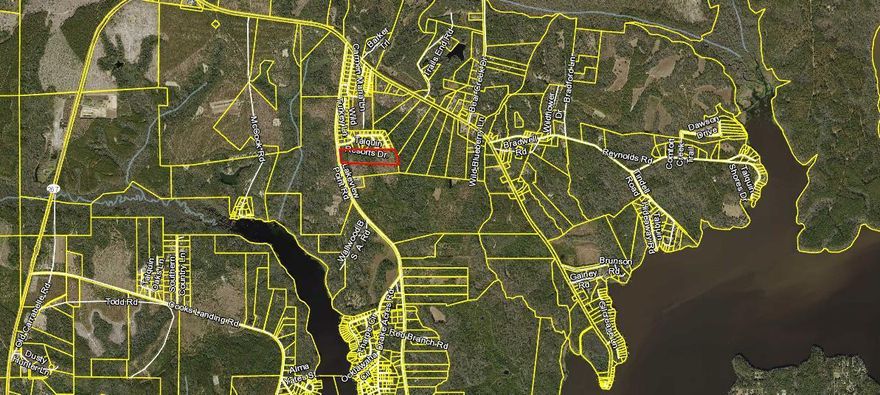 23.78 acres in Gadsden County. Close to Lake Talquin. Buyer to verify all details.