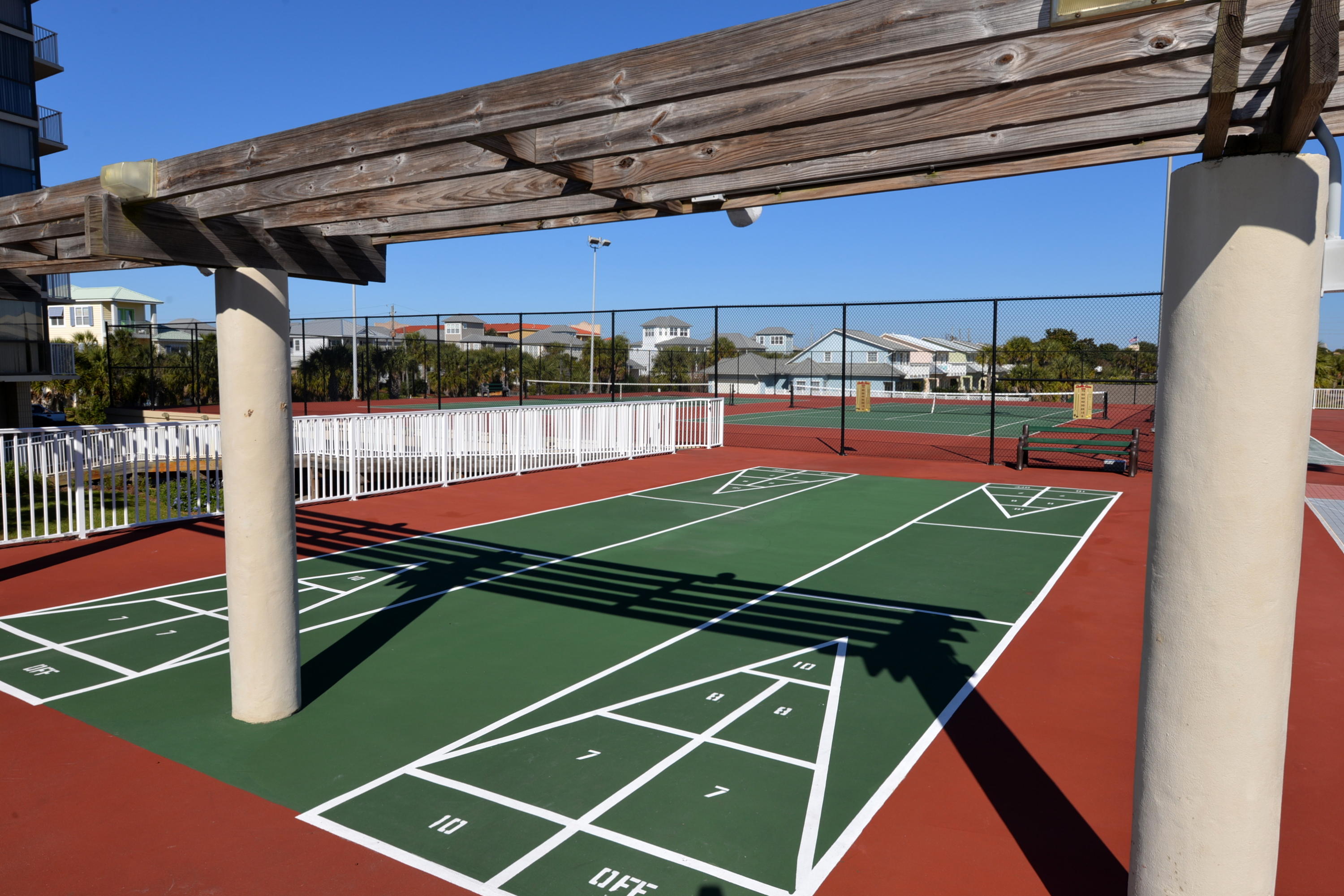 MAINSAIL CONDO PH 3 - Residential