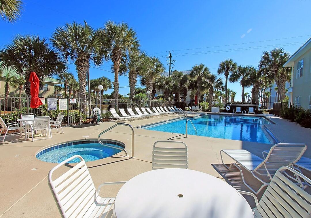 CARIBBEAN DUNES PH 1 - Residential