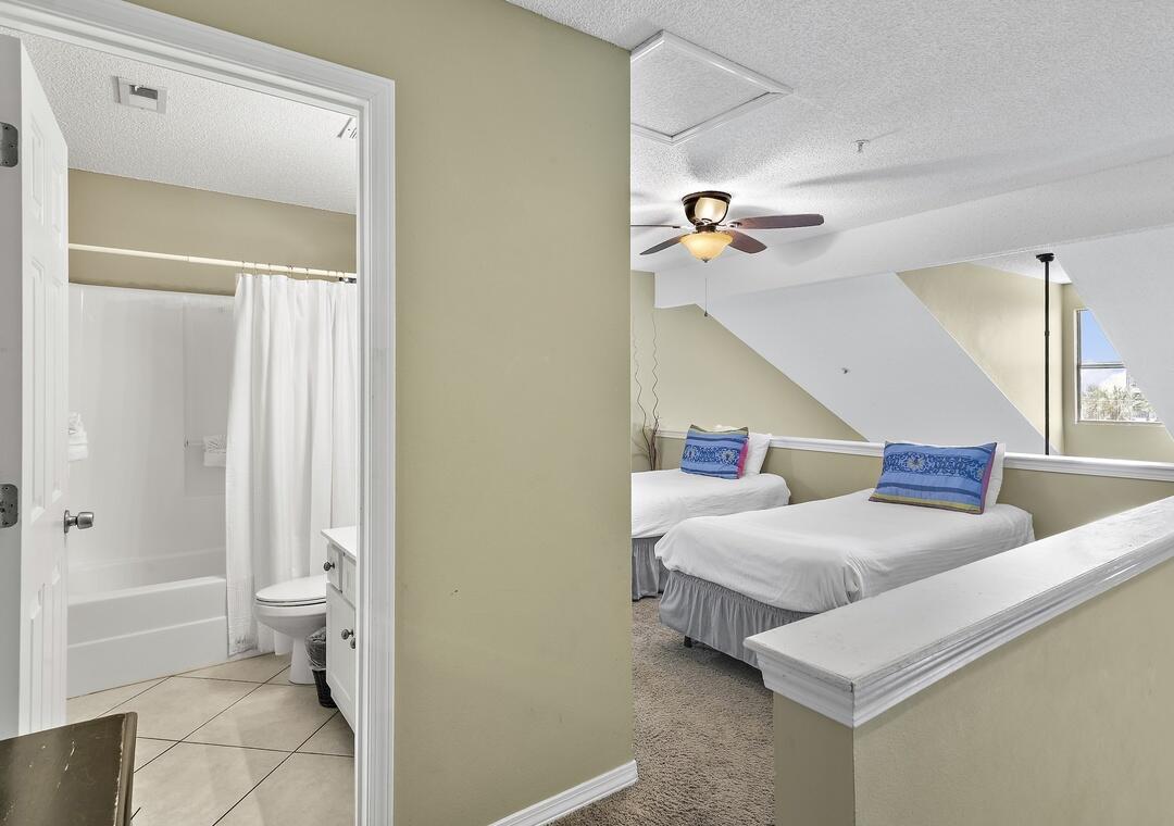 CARIBBEAN DUNES PH 1 - Residential