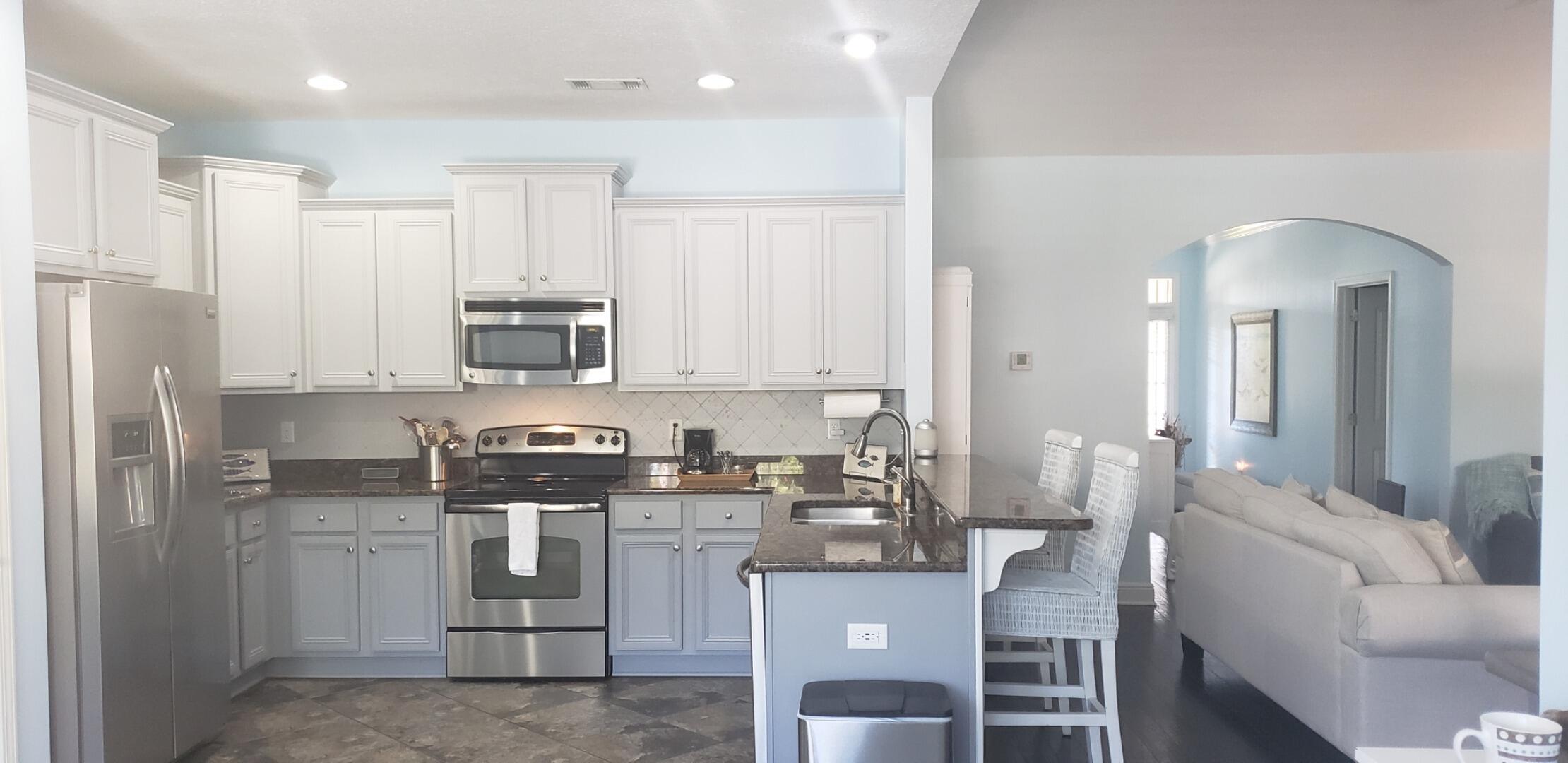 WHISPERING LAKE - Residential Lease