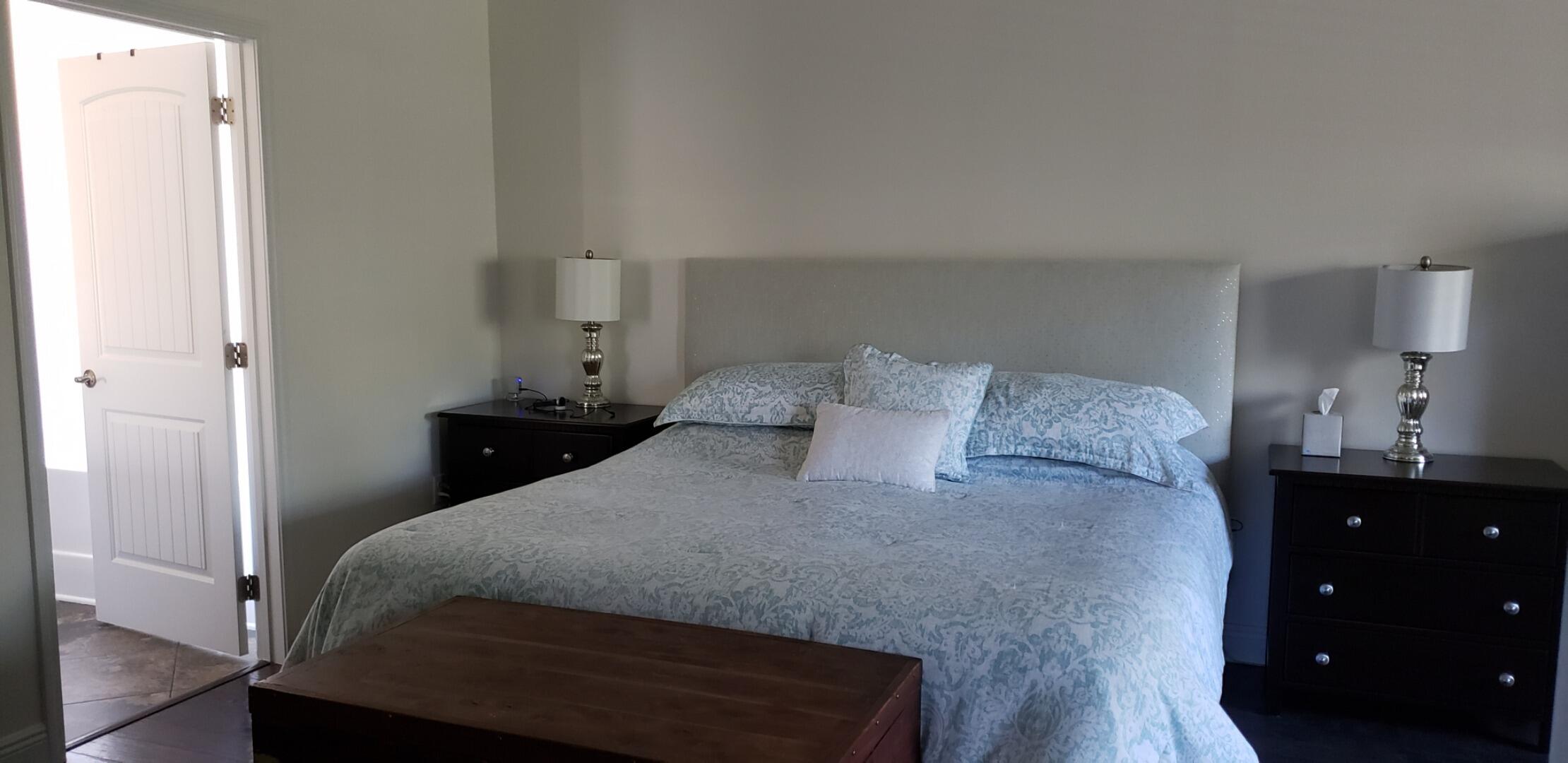 WHISPERING LAKE - Residential Lease