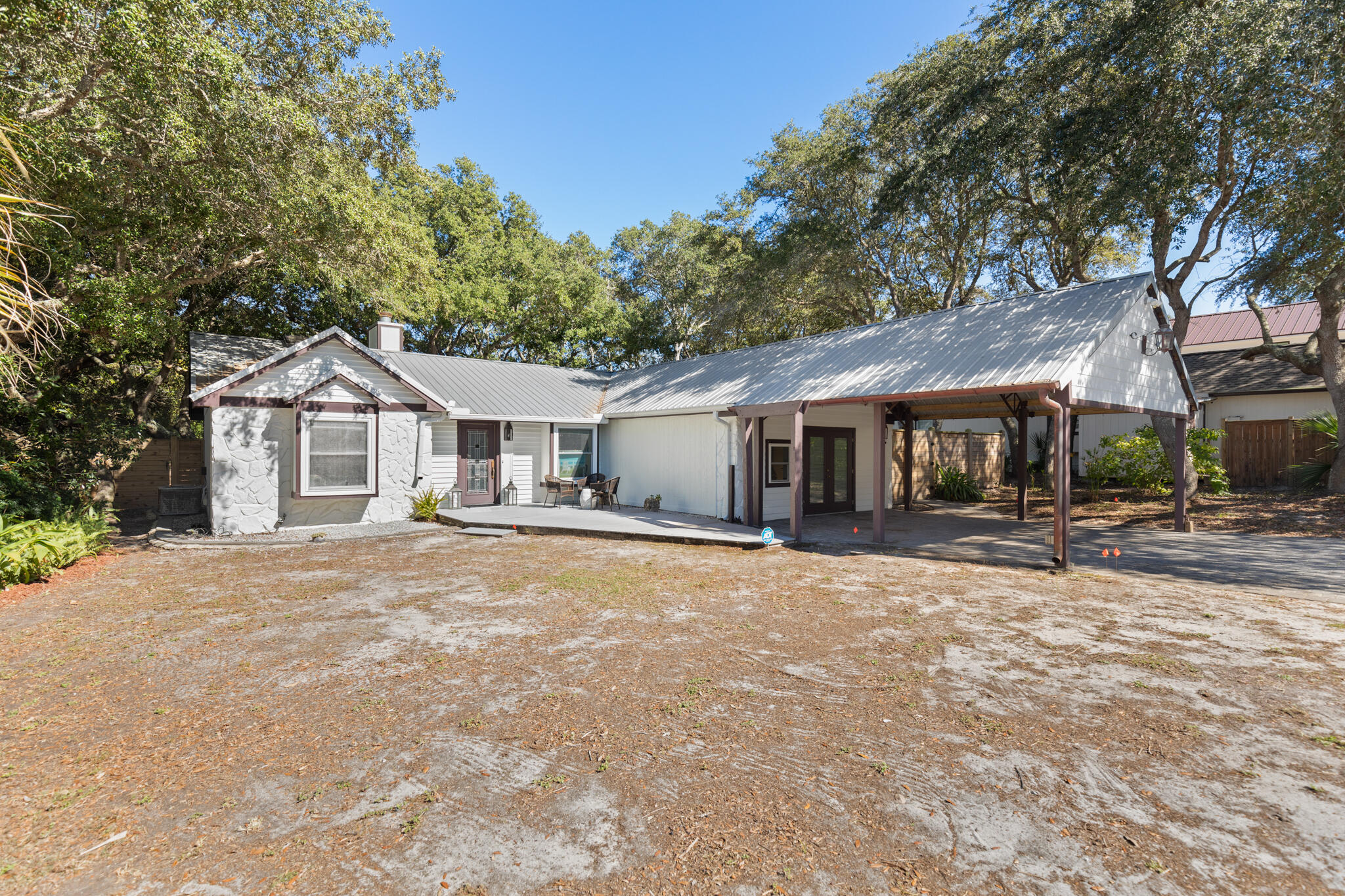 CAMP CREEK LAKE - Residential