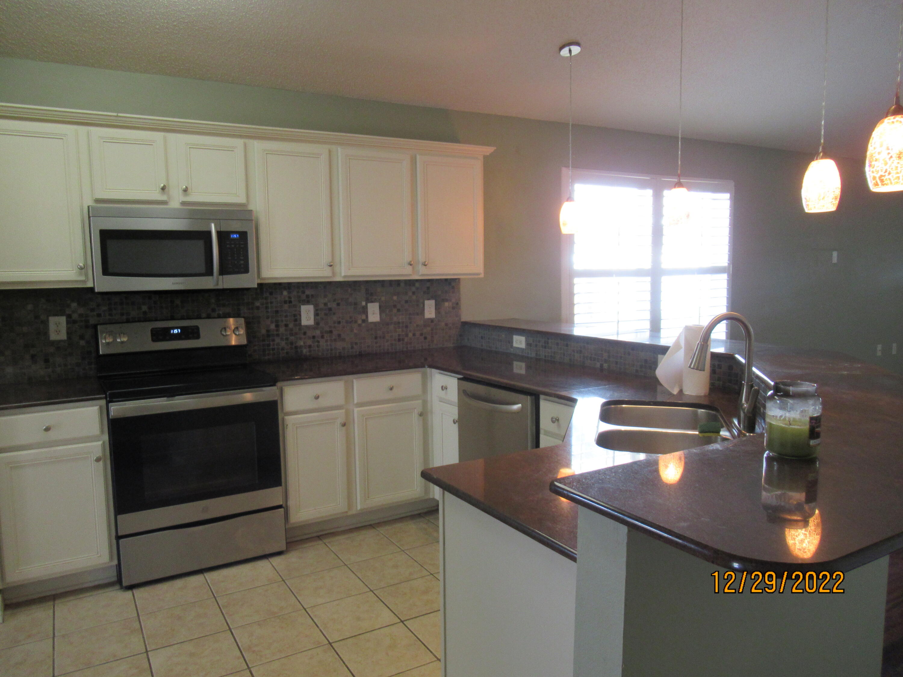 DRIFTWOOD ESTATES Lot 209 - Residential