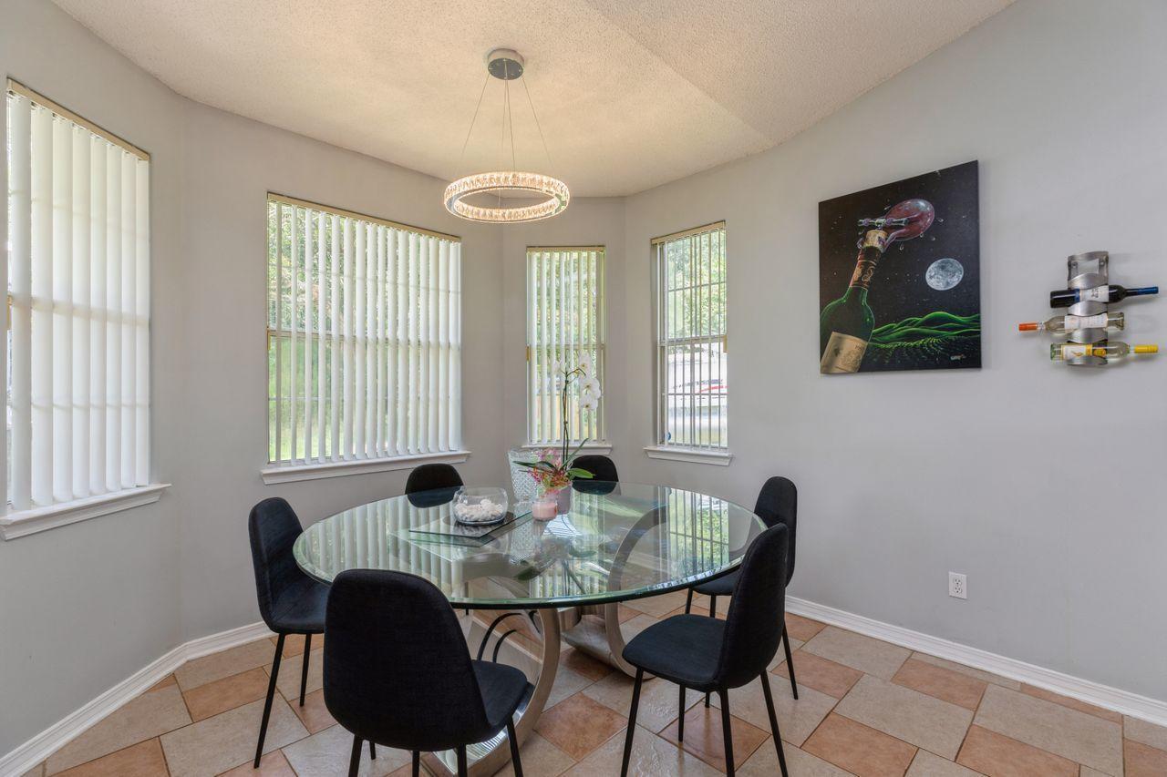 WOODSIDE ESTATES II - Residential