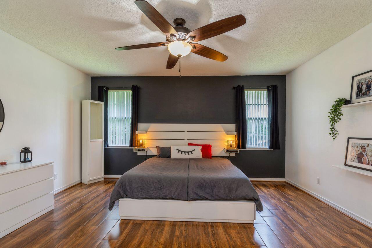 WOODSIDE ESTATES II - Residential