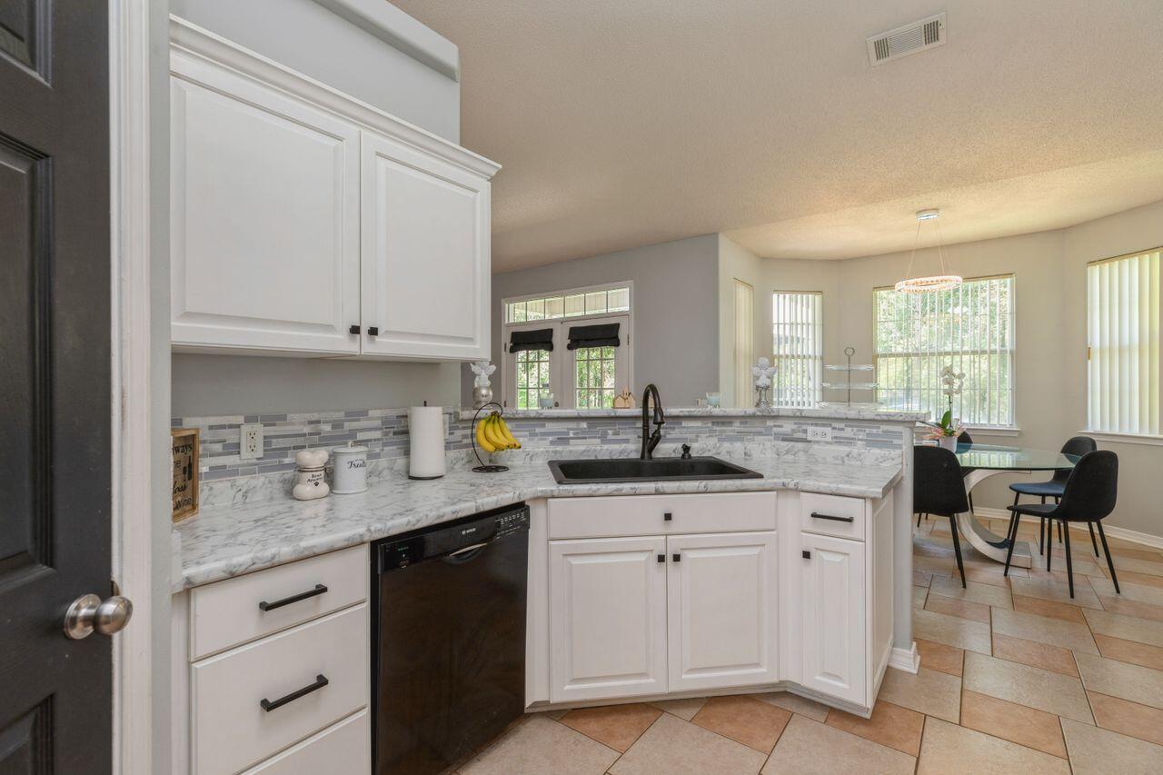 WOODSIDE ESTATES II - Residential