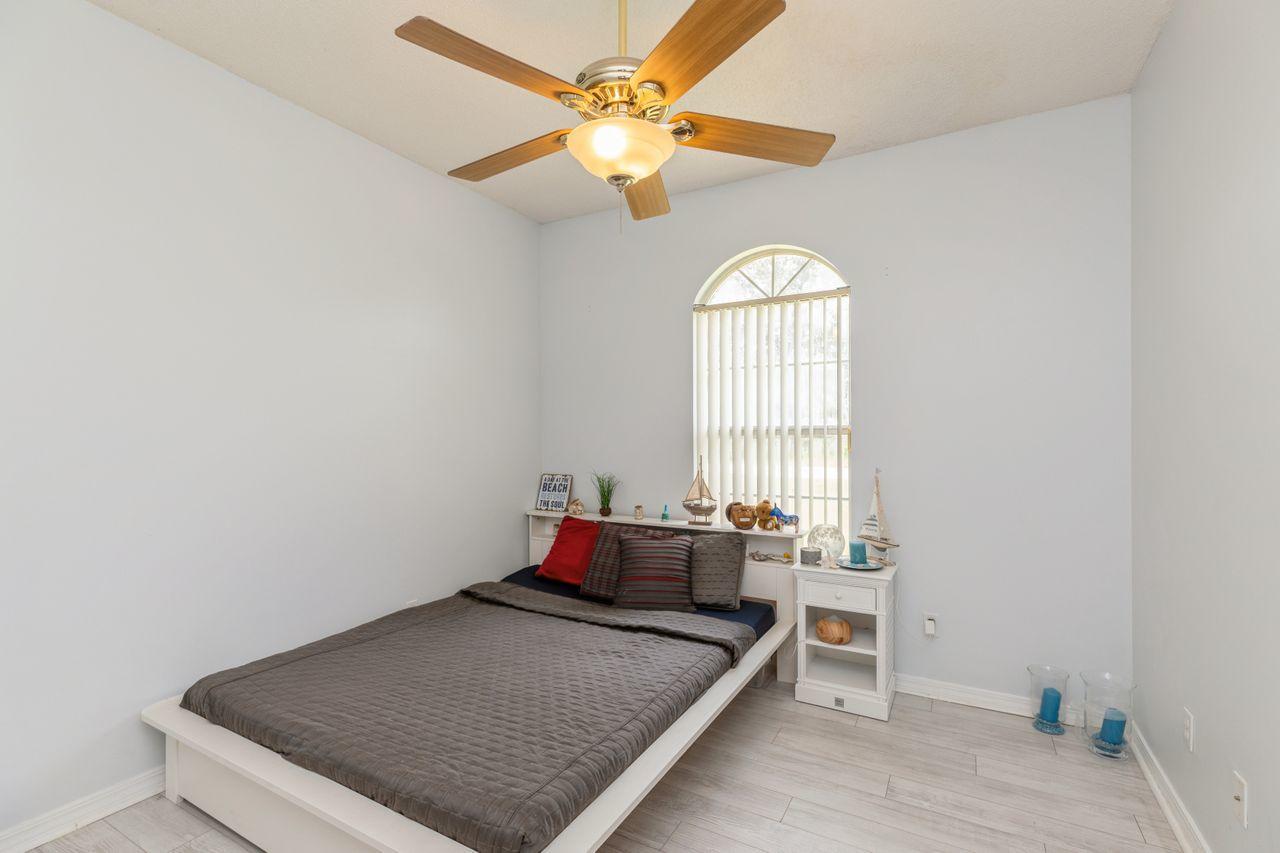 WOODSIDE ESTATES II - Residential