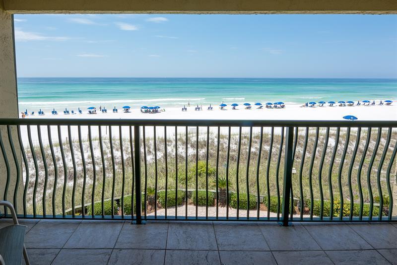 DESTIN BEACH CLUB - Residential