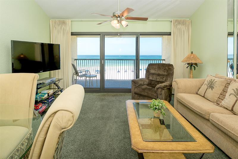 DESTIN BEACH CLUB - Residential