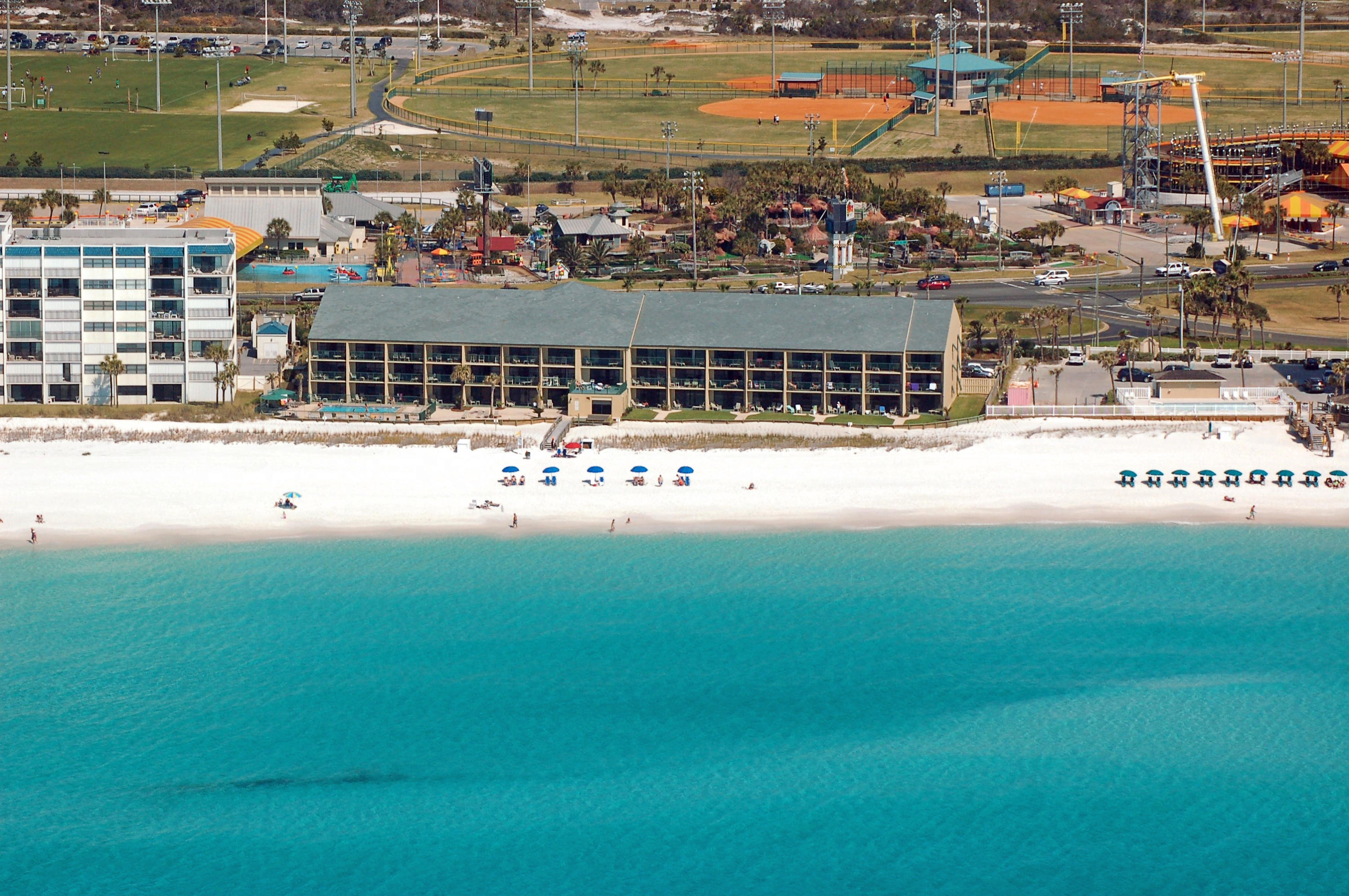 DESTIN BEACH CLUB - Residential