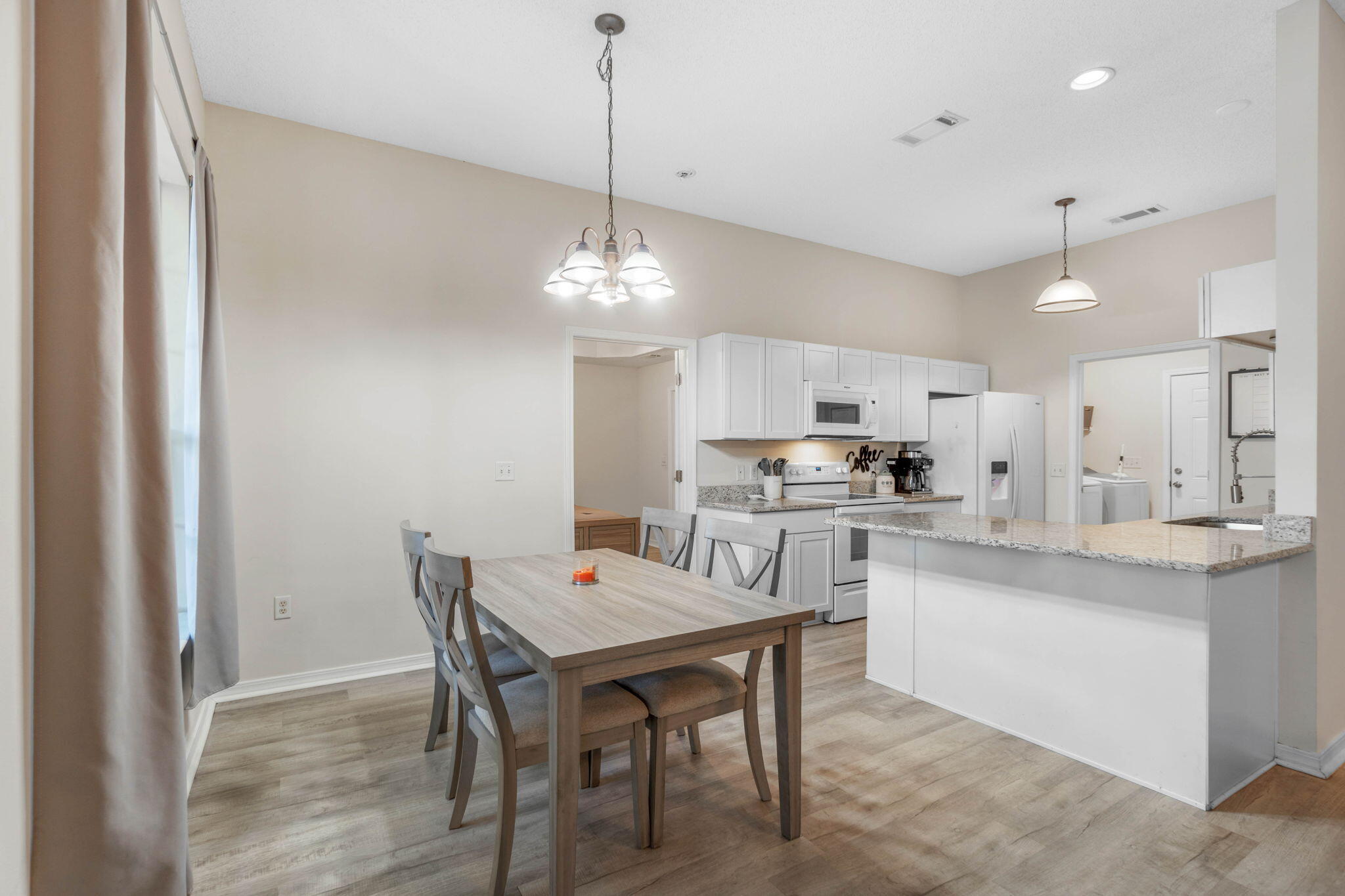 BRADYS S/D - Residential