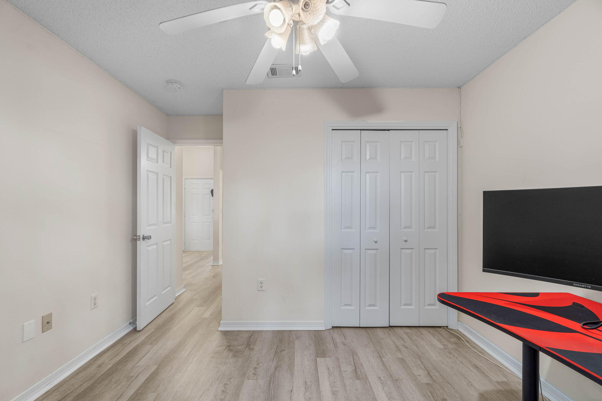BRADYS S/D - Residential