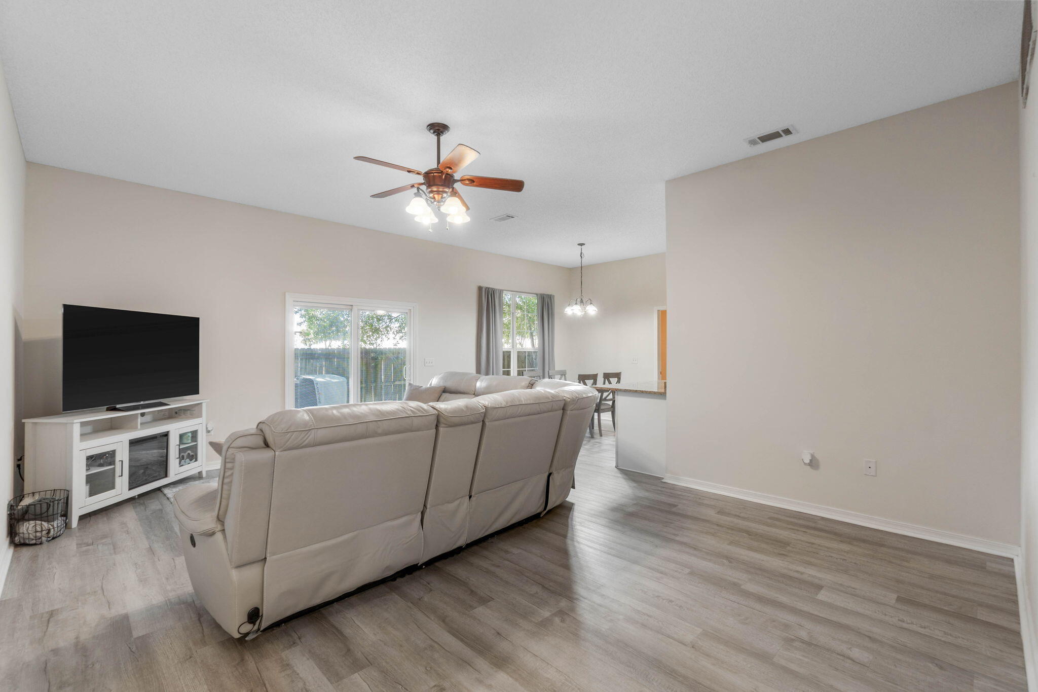 BRADYS S/D - Residential