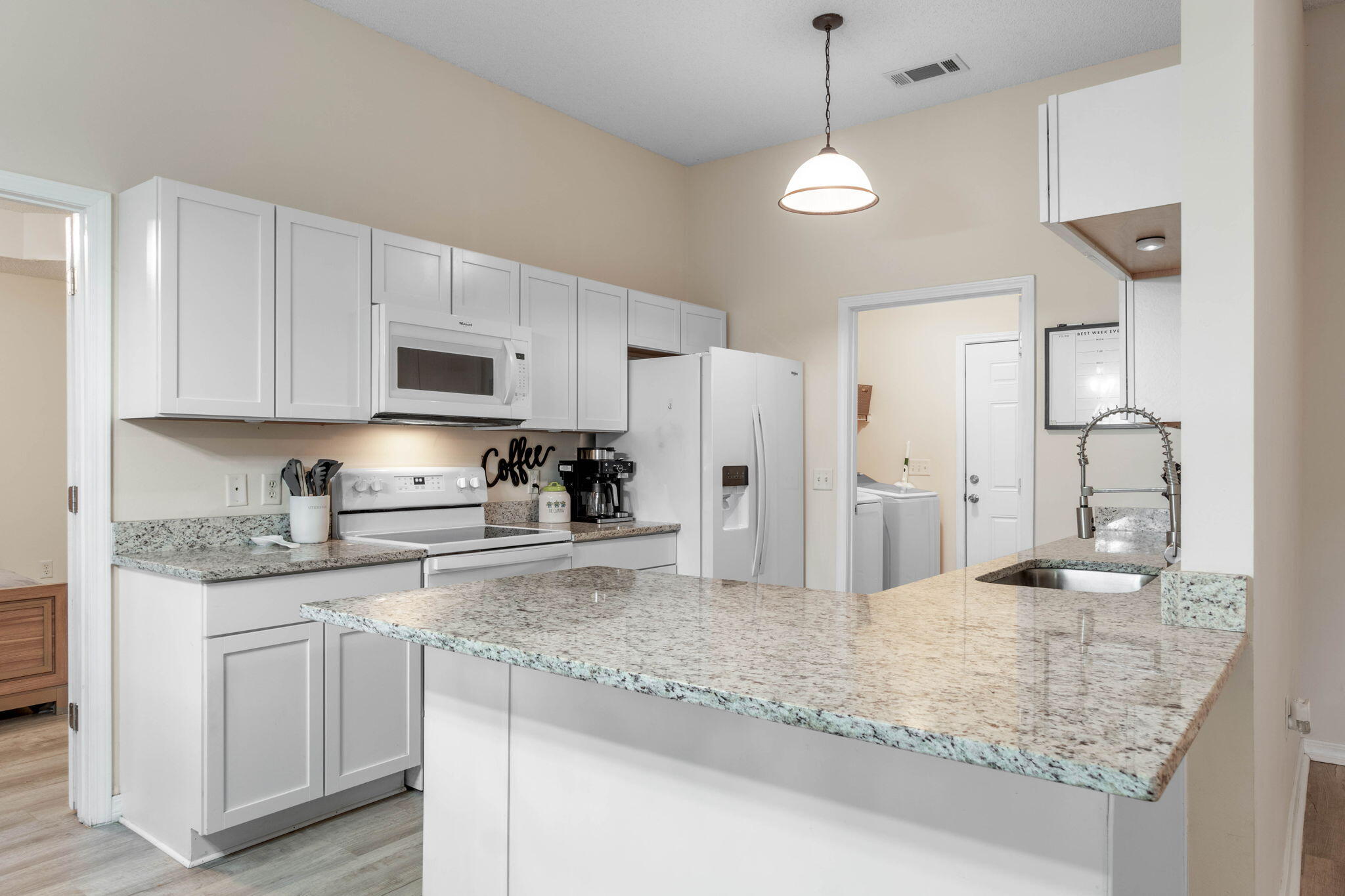 BRADYS S/D - Residential