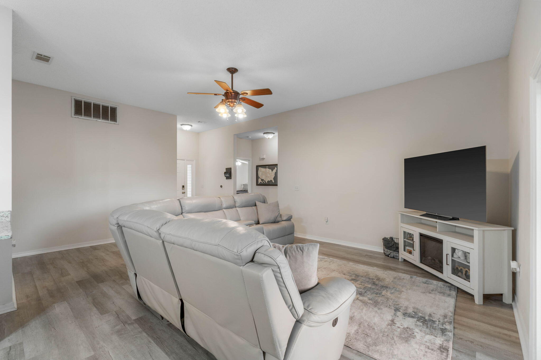 BRADYS S/D - Residential