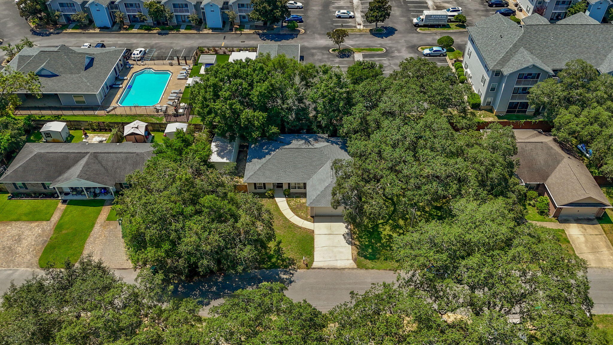 BRADYS S/D - Residential