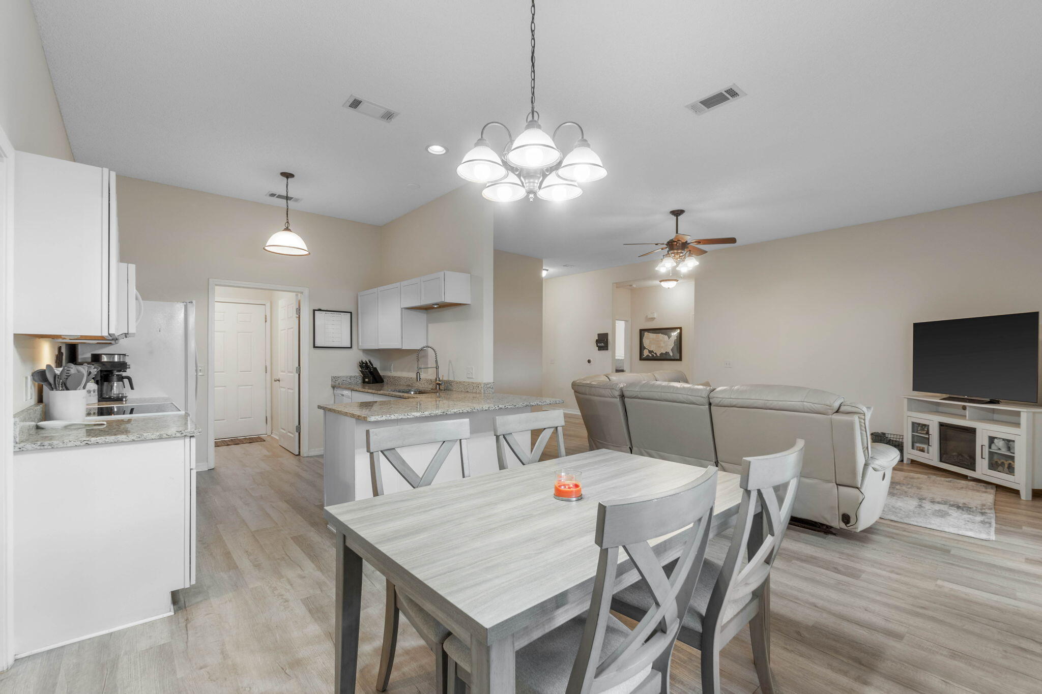 BRADYS S/D - Residential