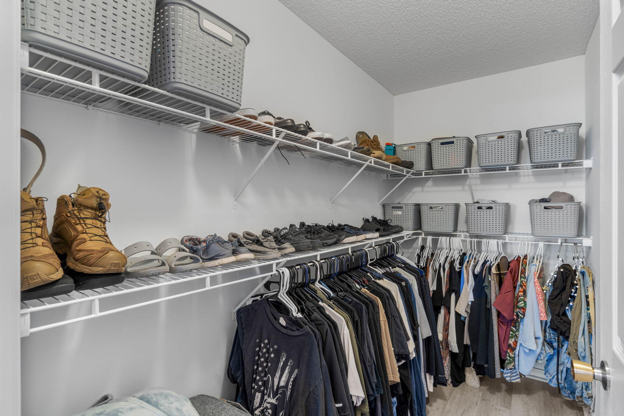BRADYS S/D - Residential