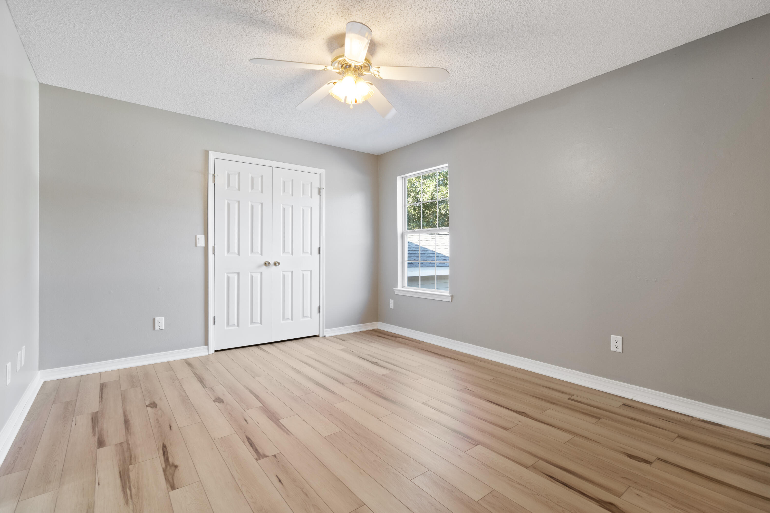 ADASHAN GARDYNS - Residential